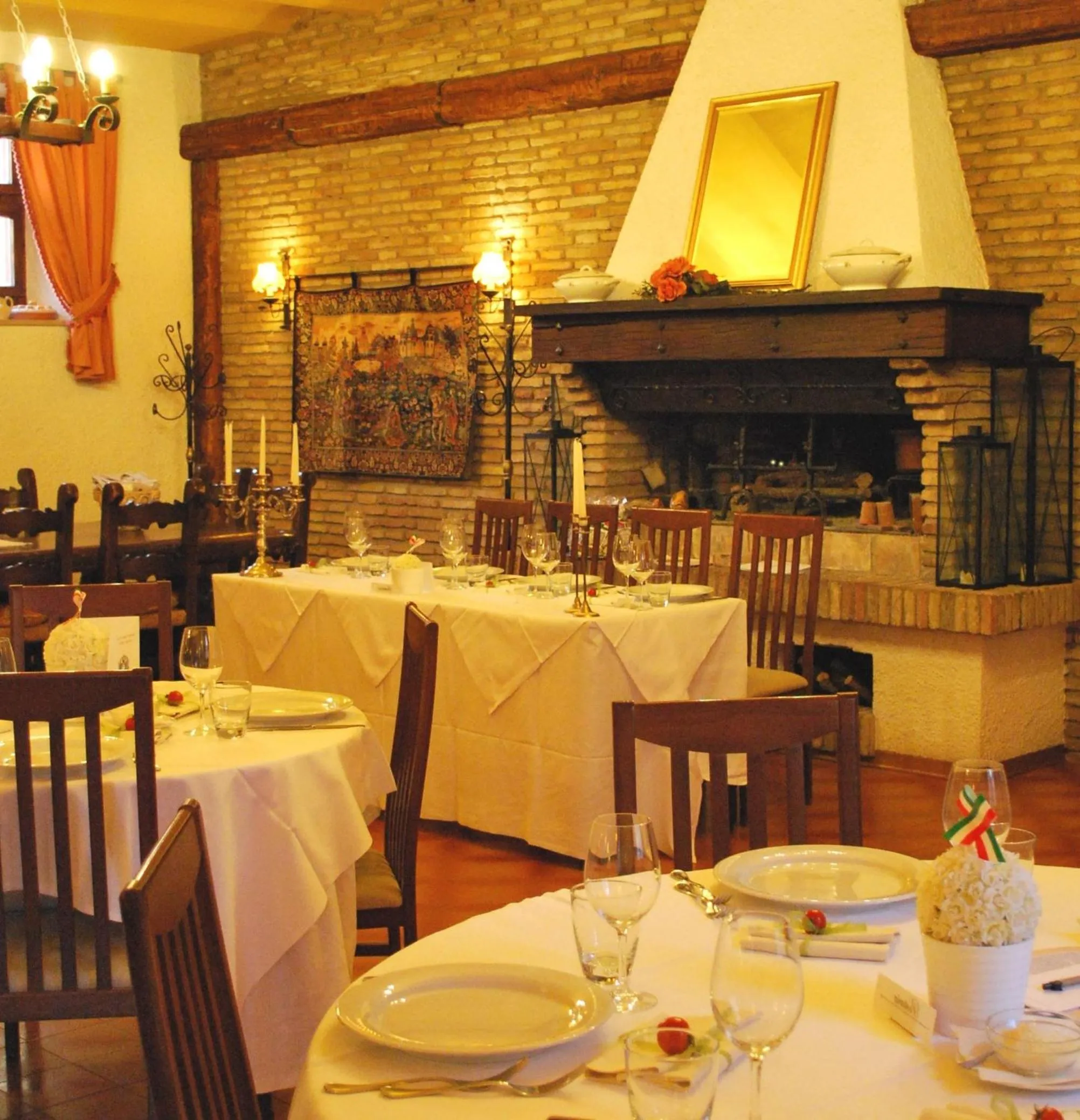 Restaurant/places to eat in Hotel La Palomba