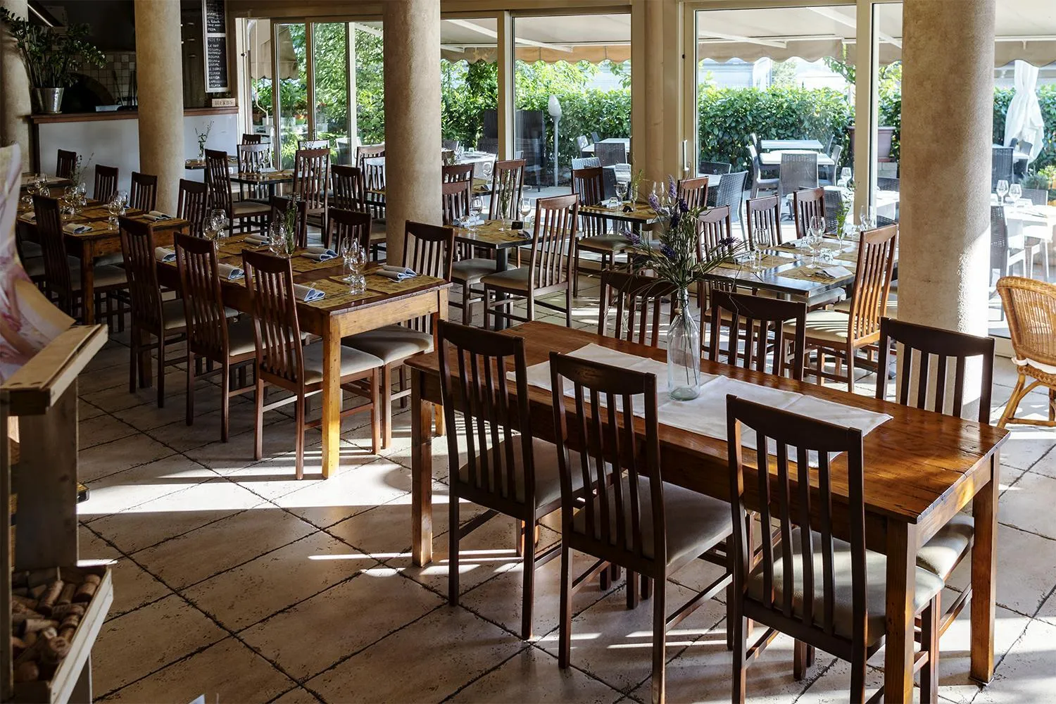 Restaurant/places to eat in Hotel La Palomba