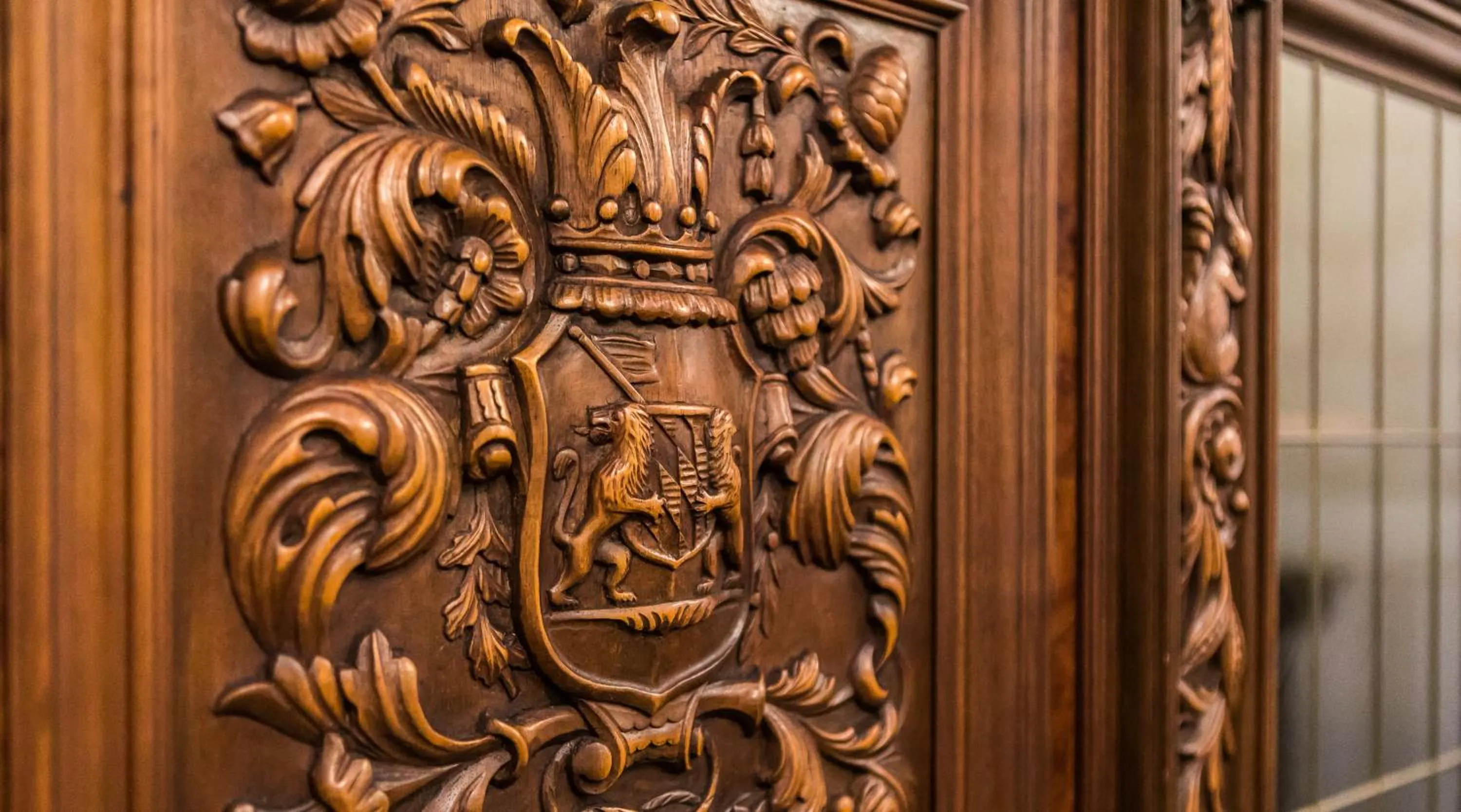 Decorative detail in Exclusive Royal Apartments