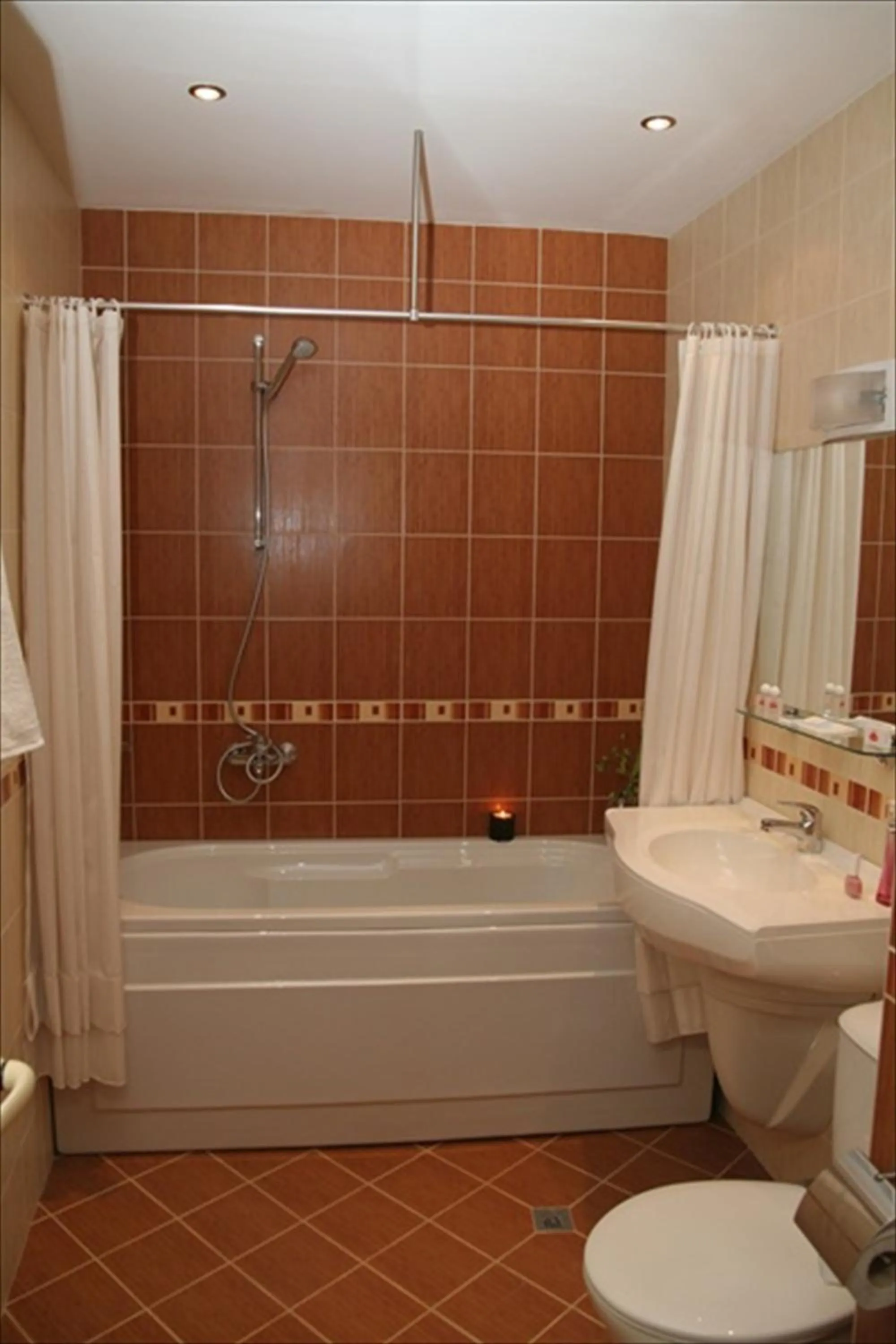 Bathroom in Hotel Real