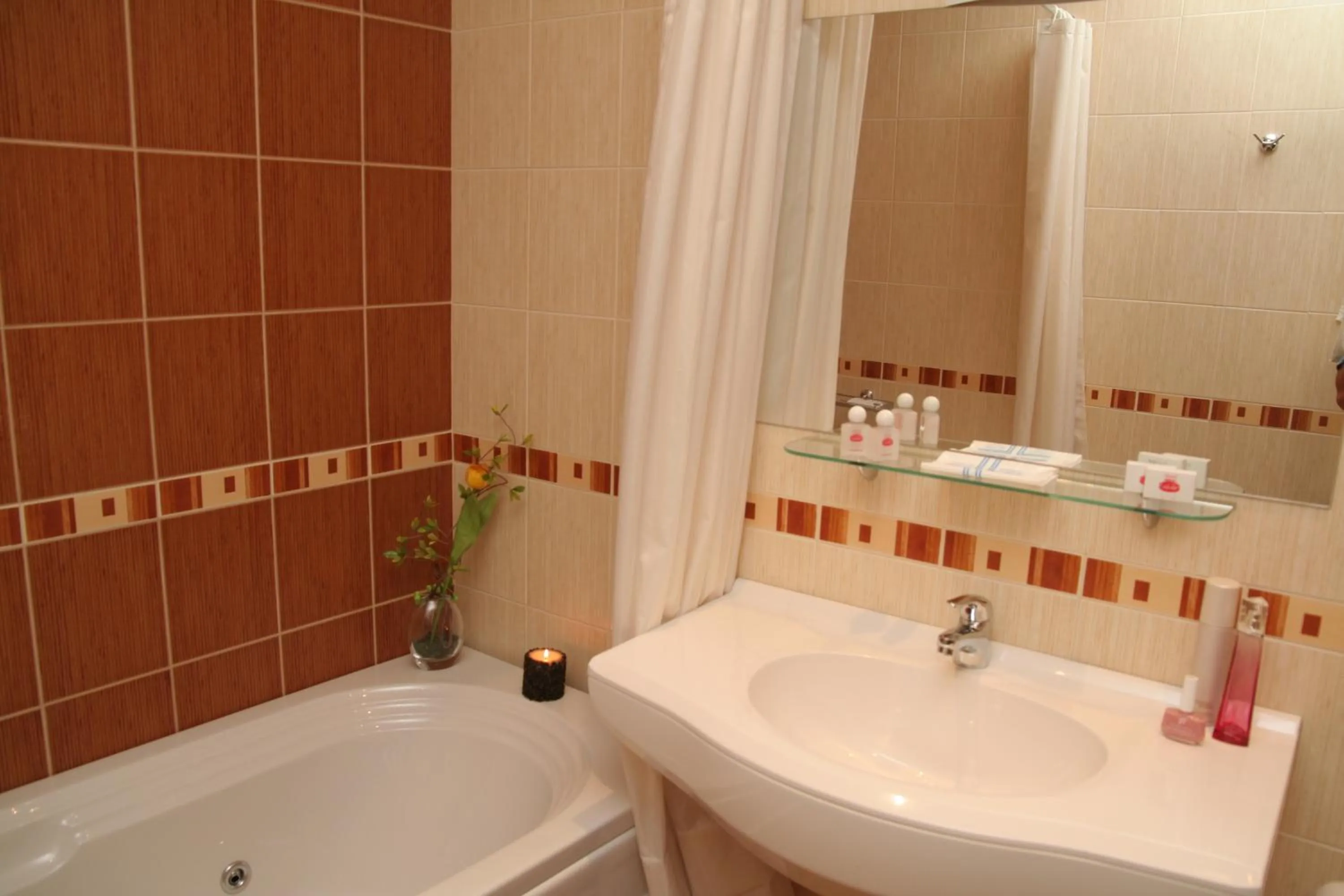 Bathroom in Hotel Real