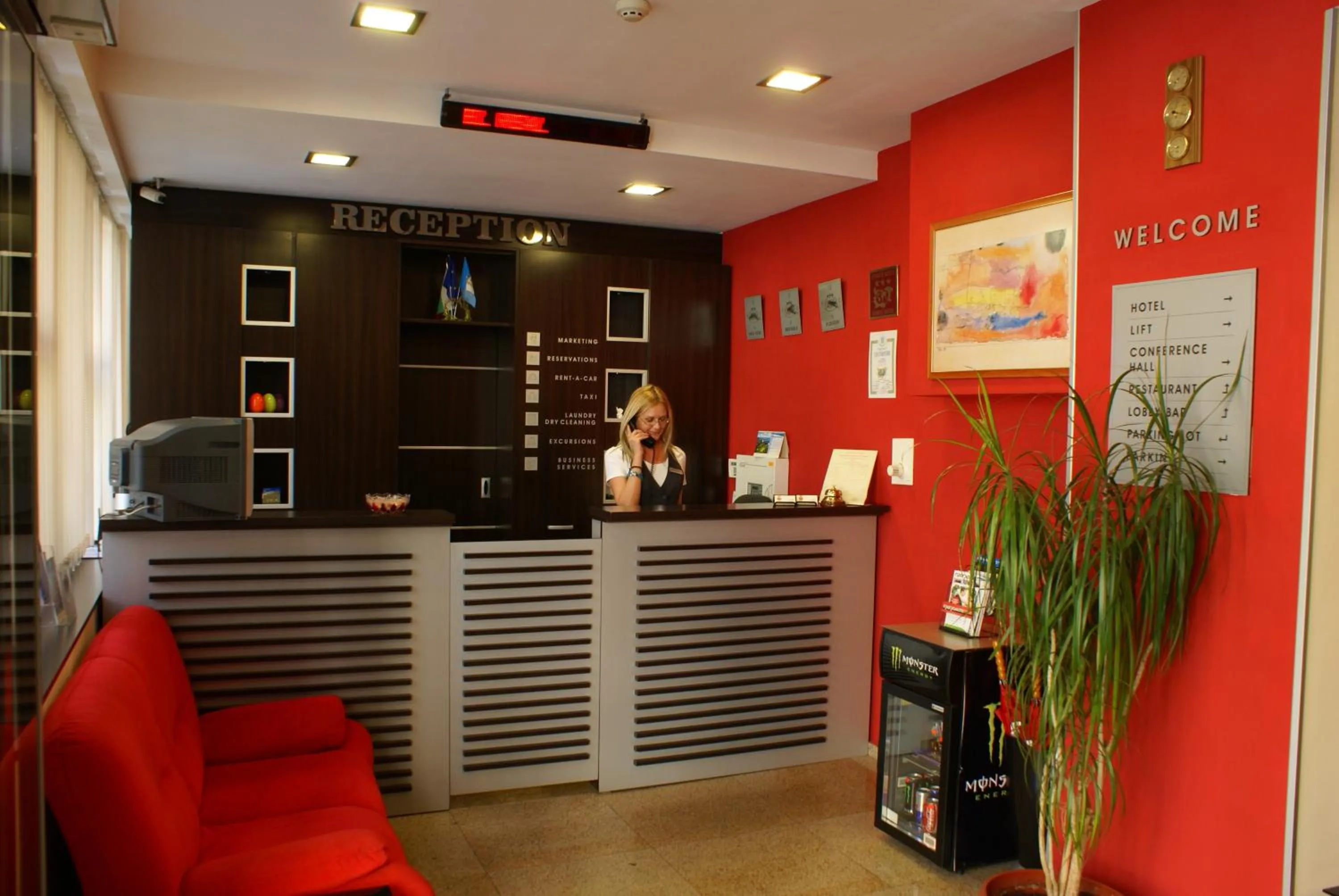 Lobby or reception in Hotel Real