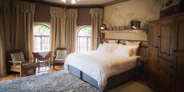 Bed in Schoon Huis Manor