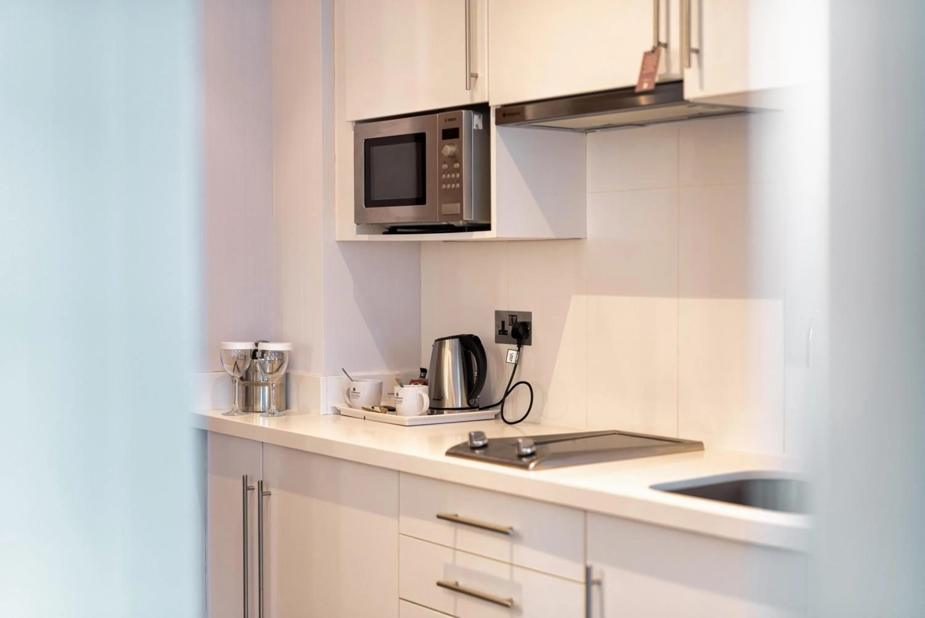 Kitchen or kitchenette in Sandman Signature Newcastle Hotel