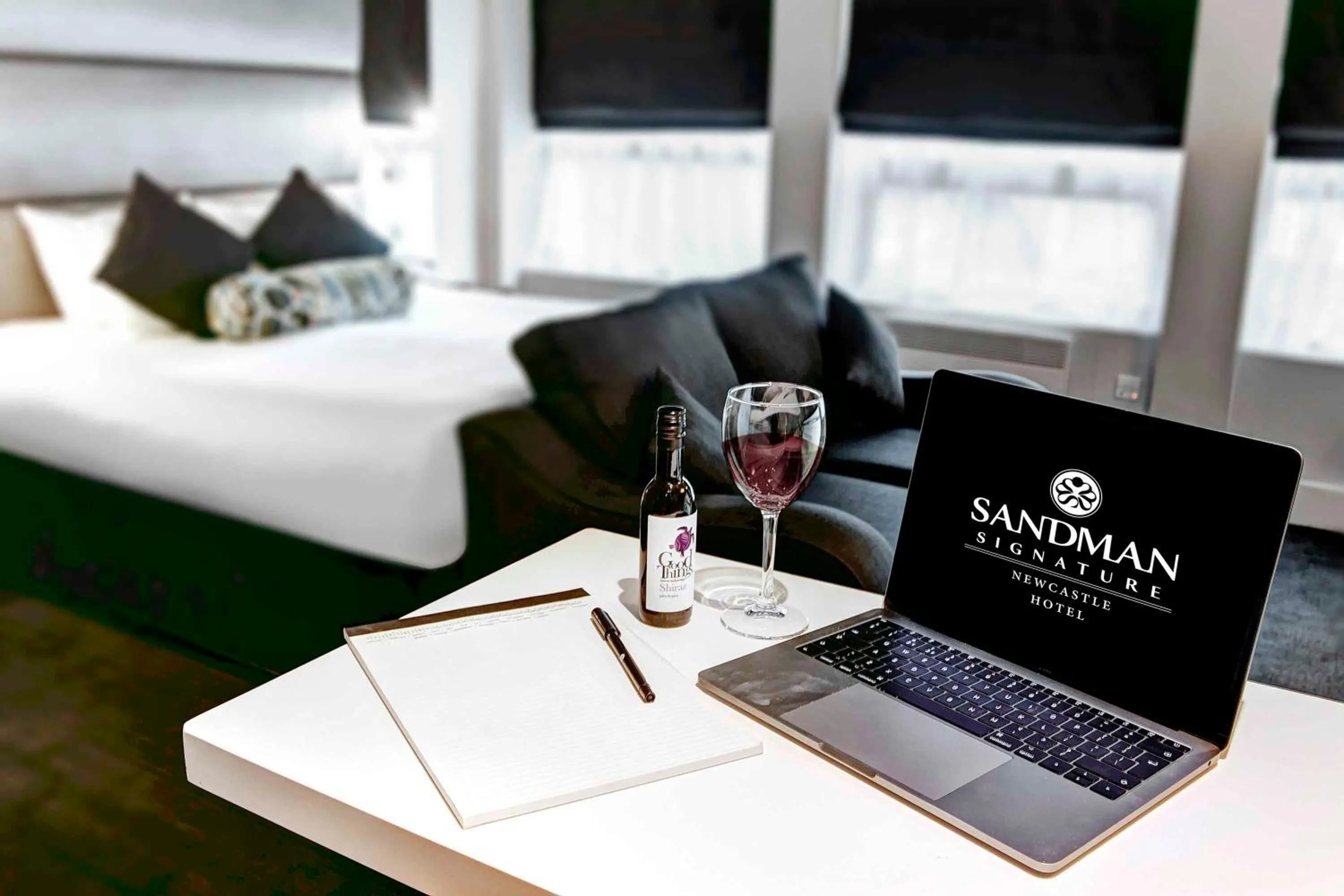 Photo of the whole room, Bed in Sandman Signature Newcastle Hotel