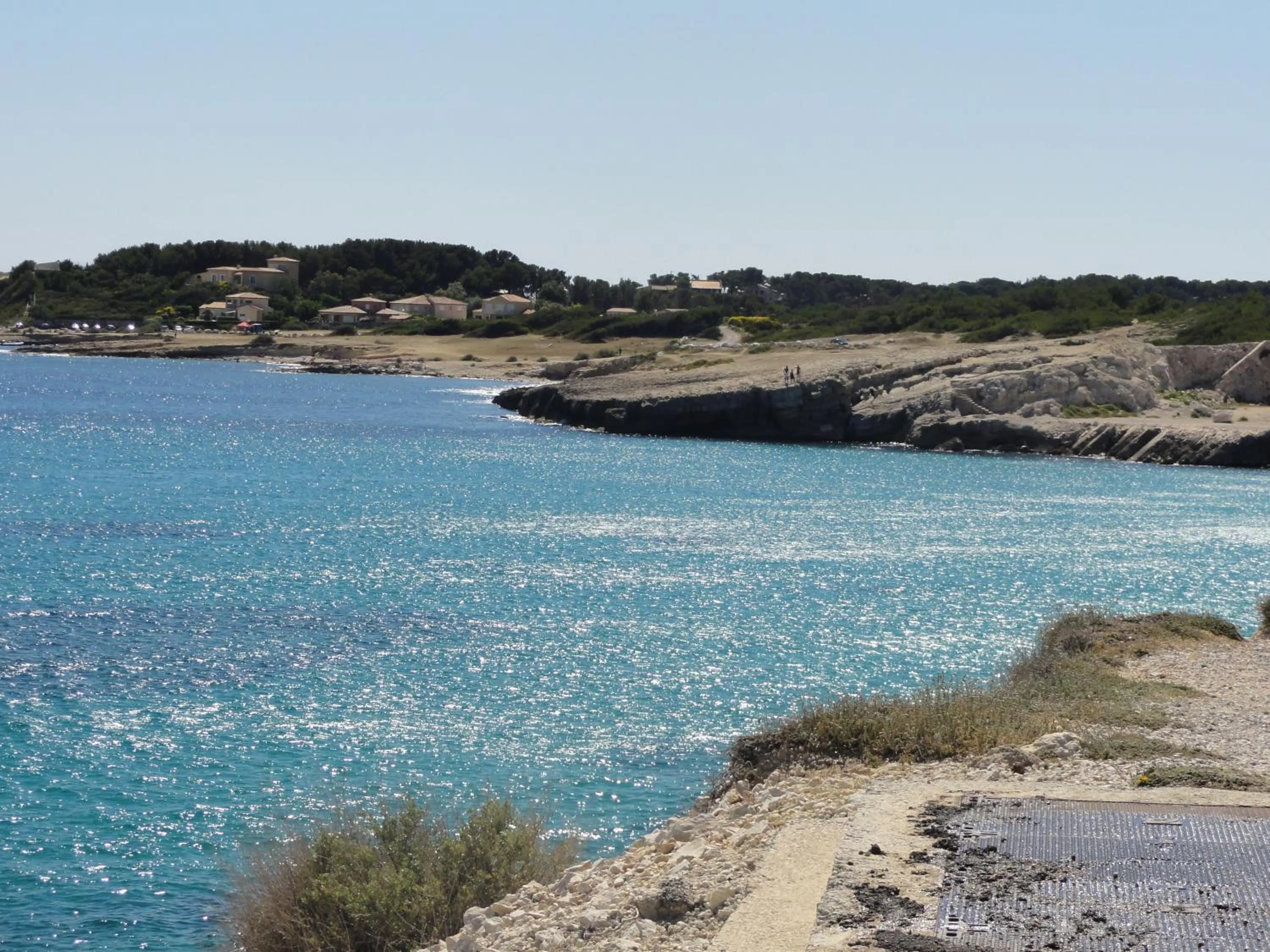 Day in Hôtel L'Hacienda