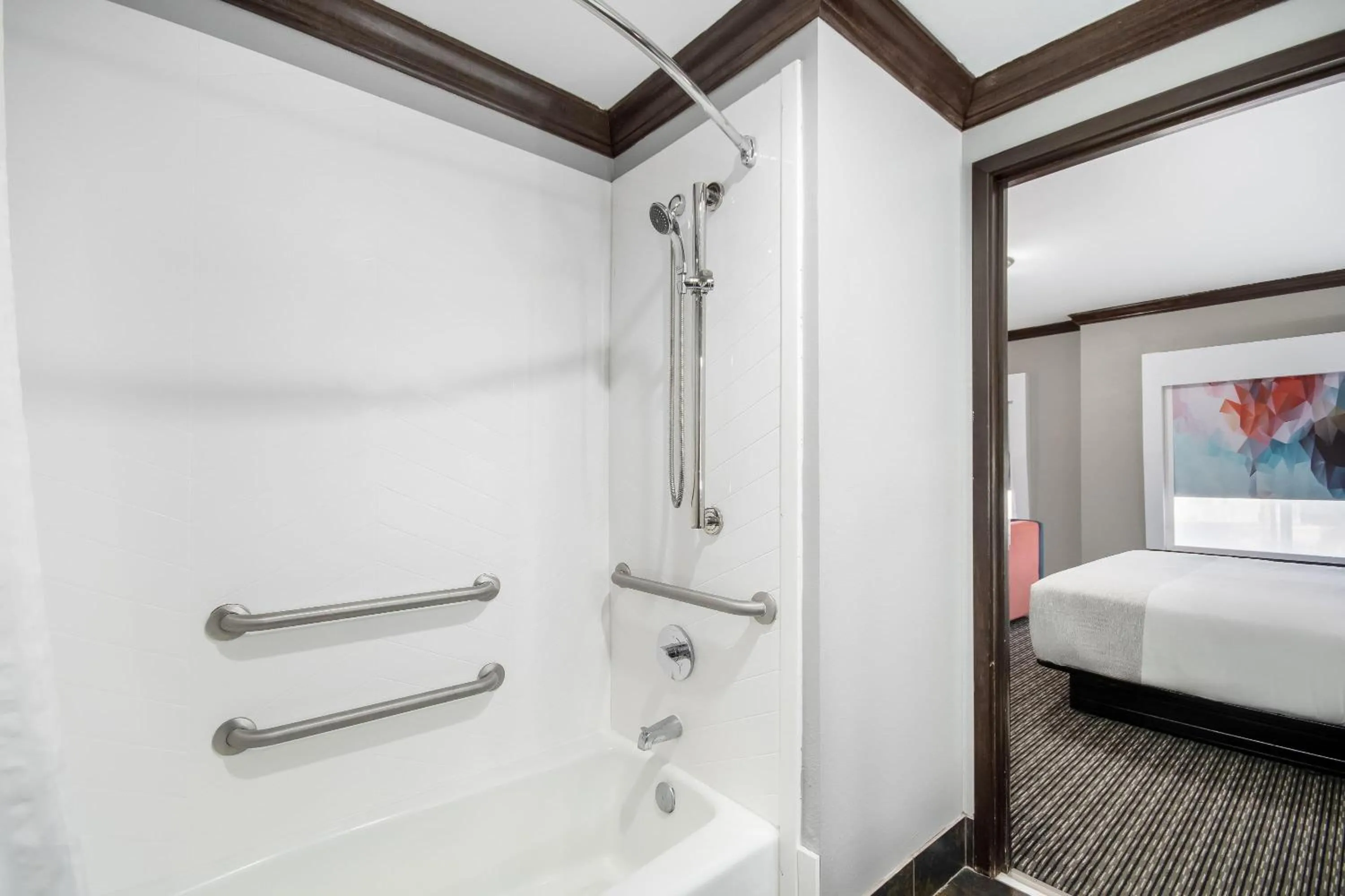 Bathroom, Bed in Hawthorn Suites by Wyndham Lubbock