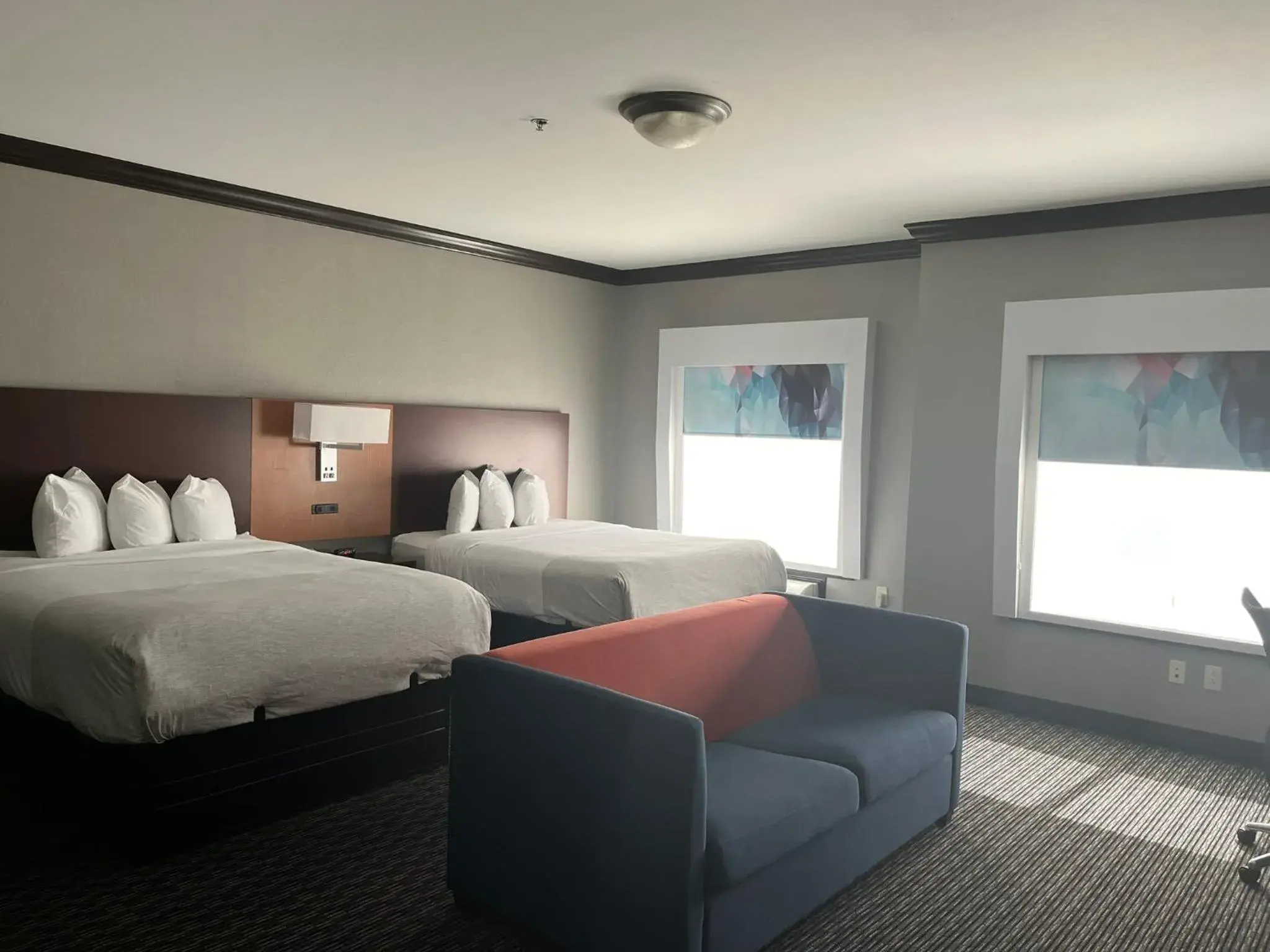 Bed in Hawthorn Suites by Wyndham Lubbock Bed in Hawthorn Suites by Wyndham Lubbock