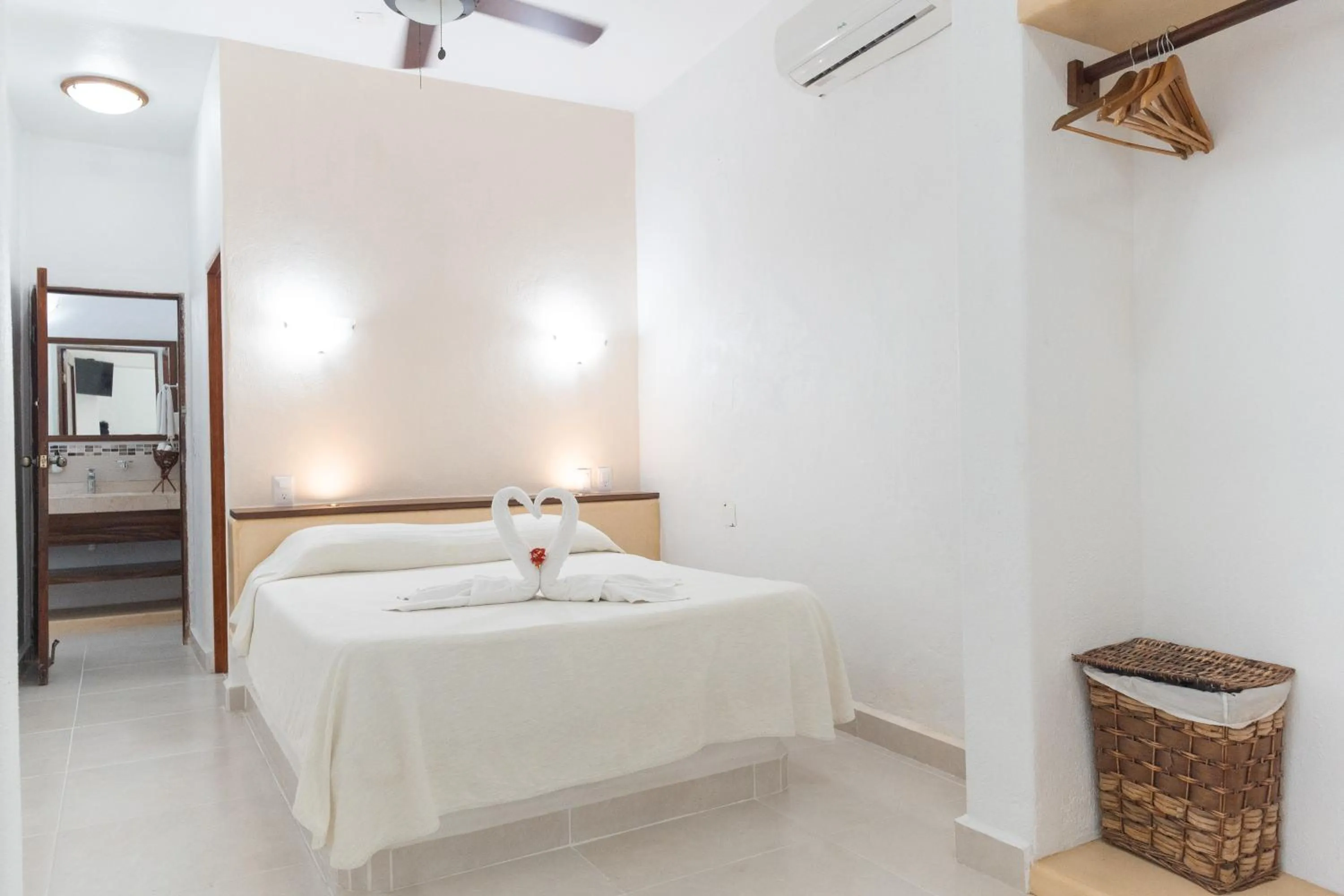 Bedroom, Bed in Arena Suites