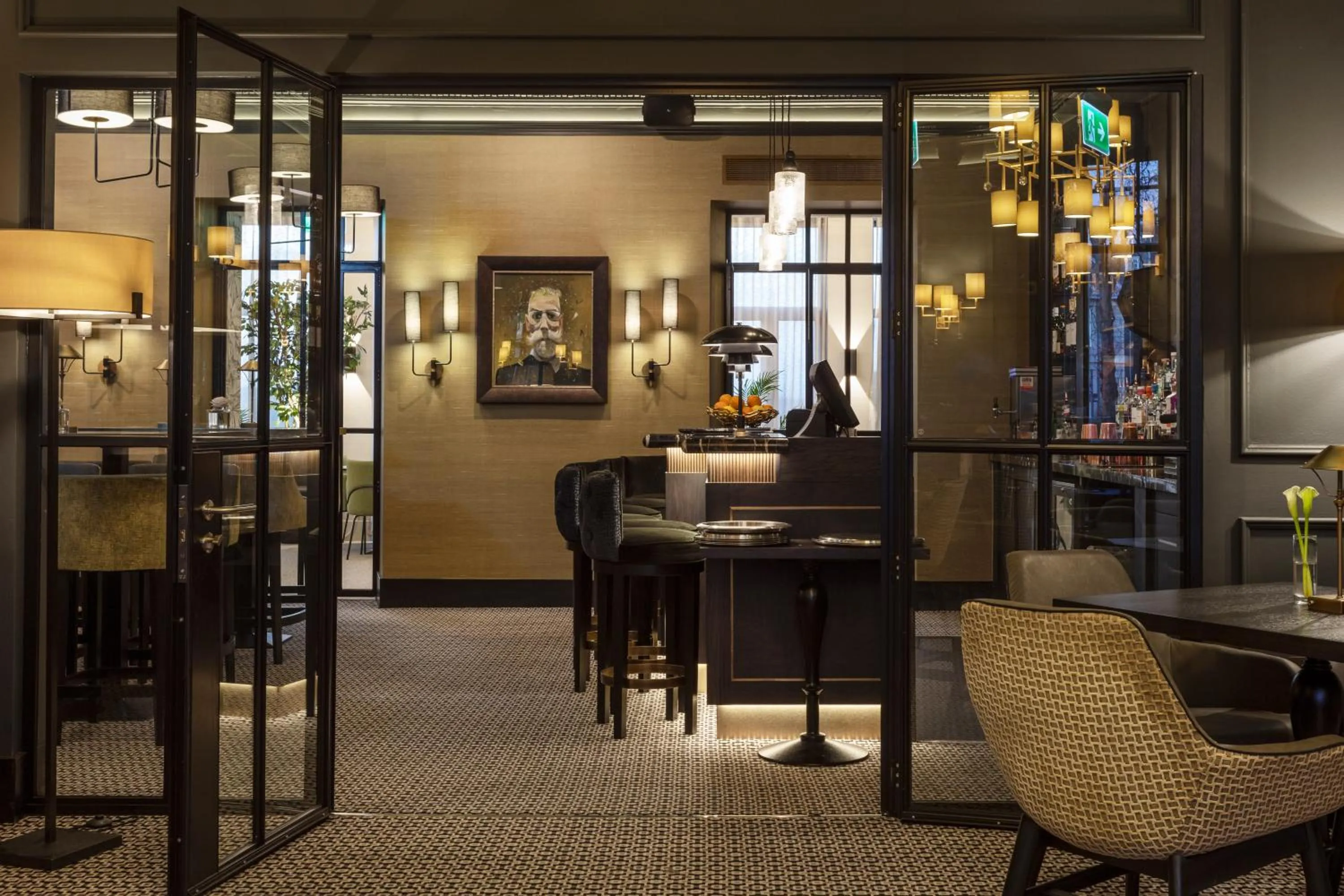 Restaurant/places to eat in The Chester Hotel