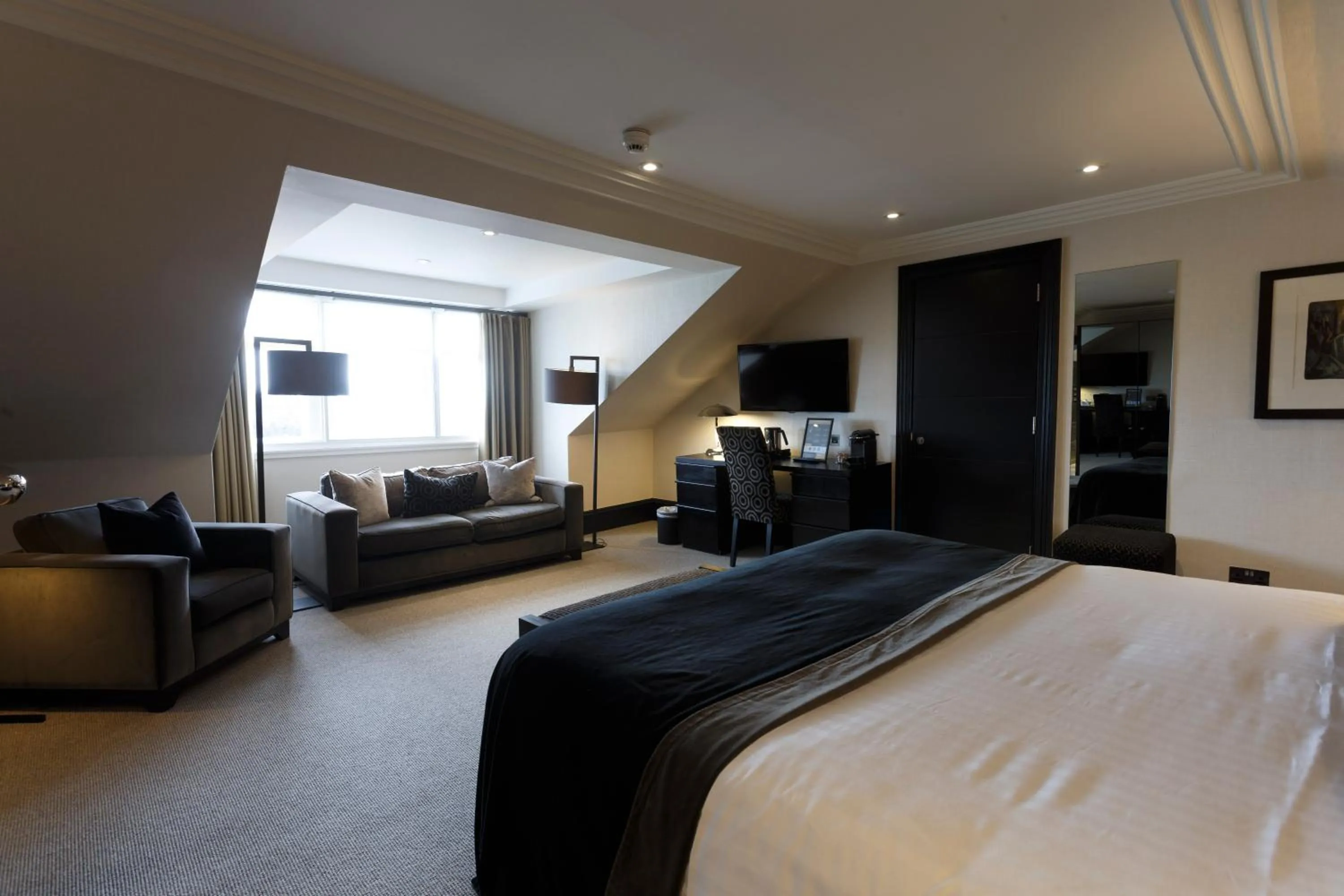 Bed in The Chester Hotel