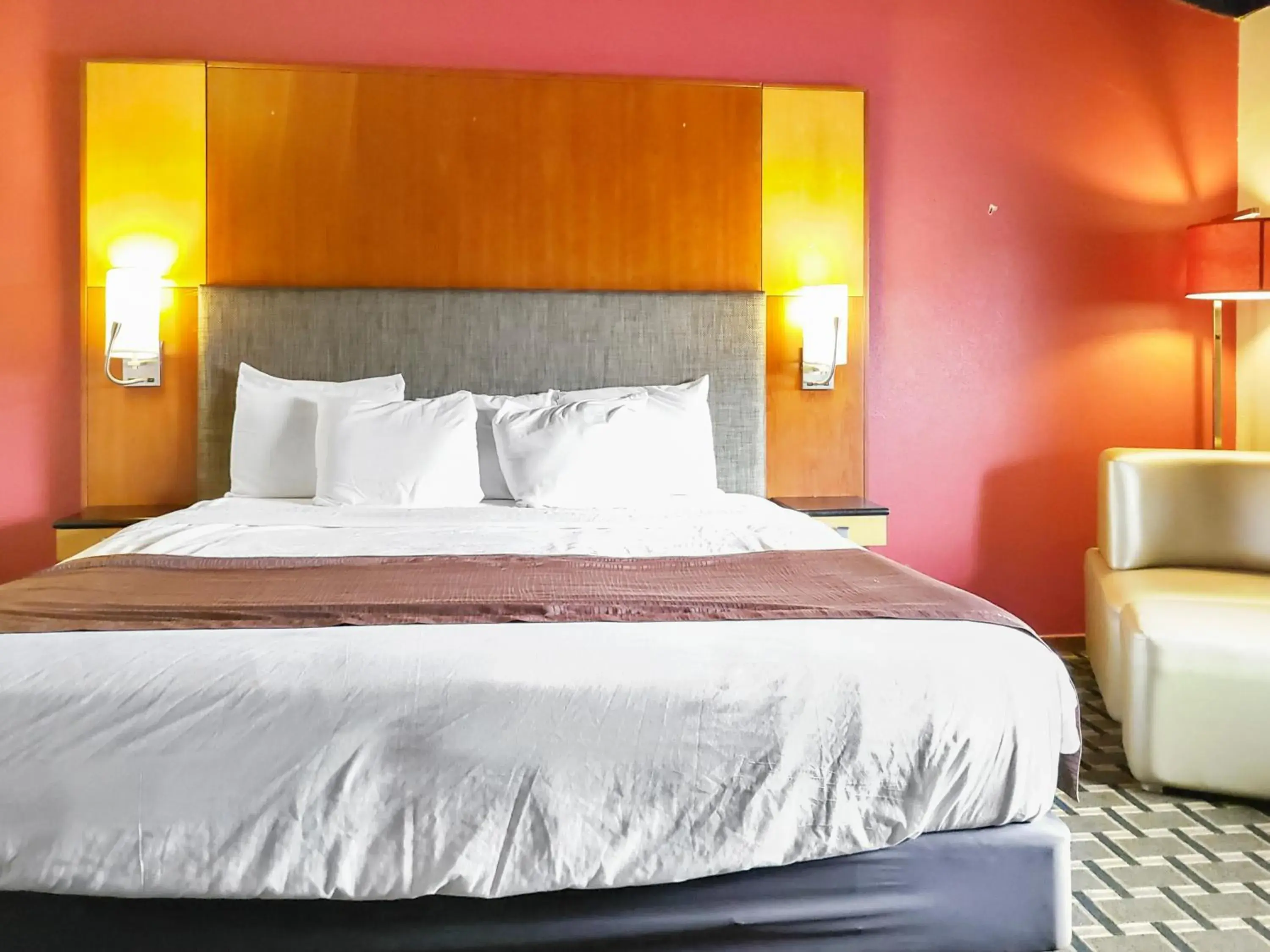 Bed in Americas Best Value Inn Hinckley Bed in Americas Best Value Inn Hinckley