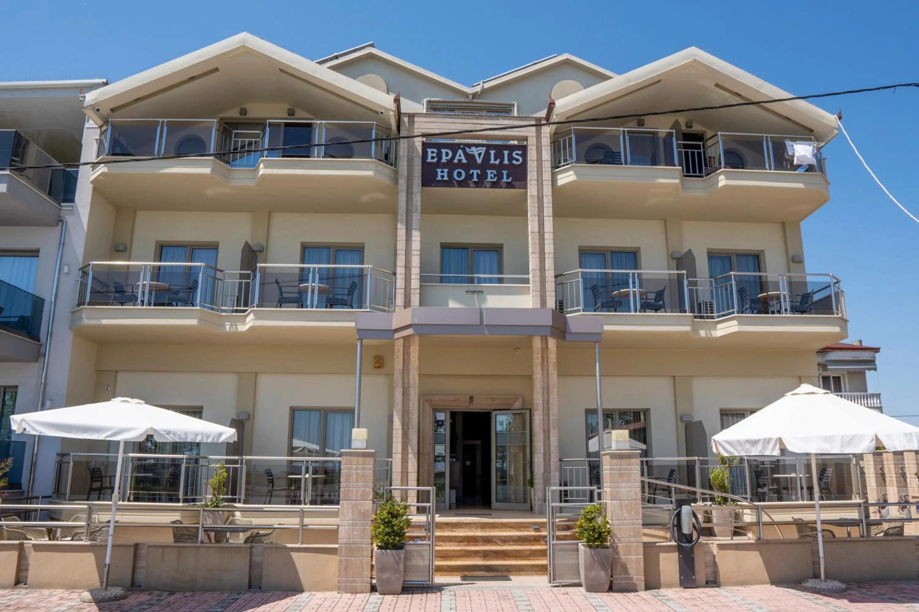 Property building in Hotel Epavlis Eleftheriadi