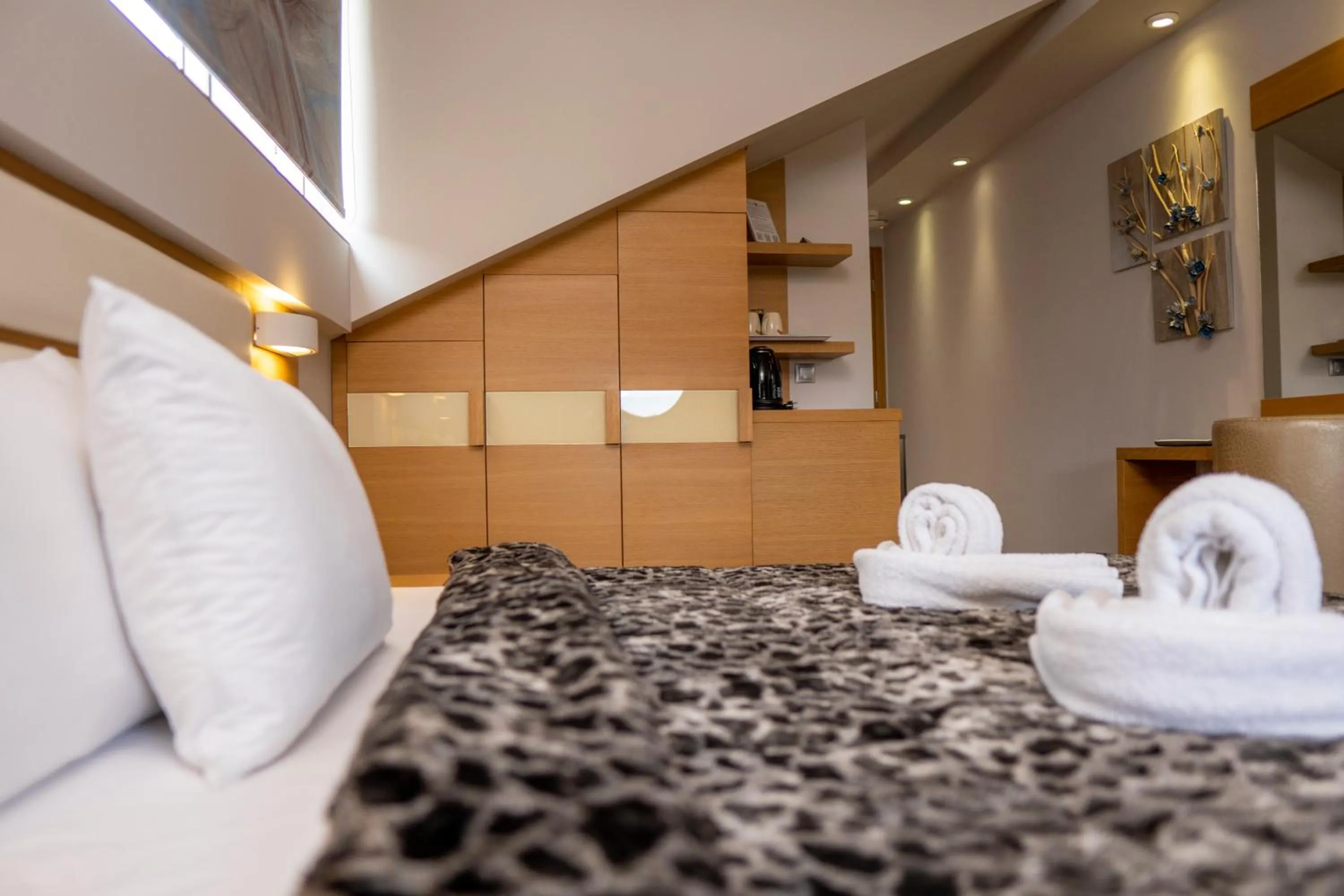 Bed in Hotel Epavlis Eleftheriadi