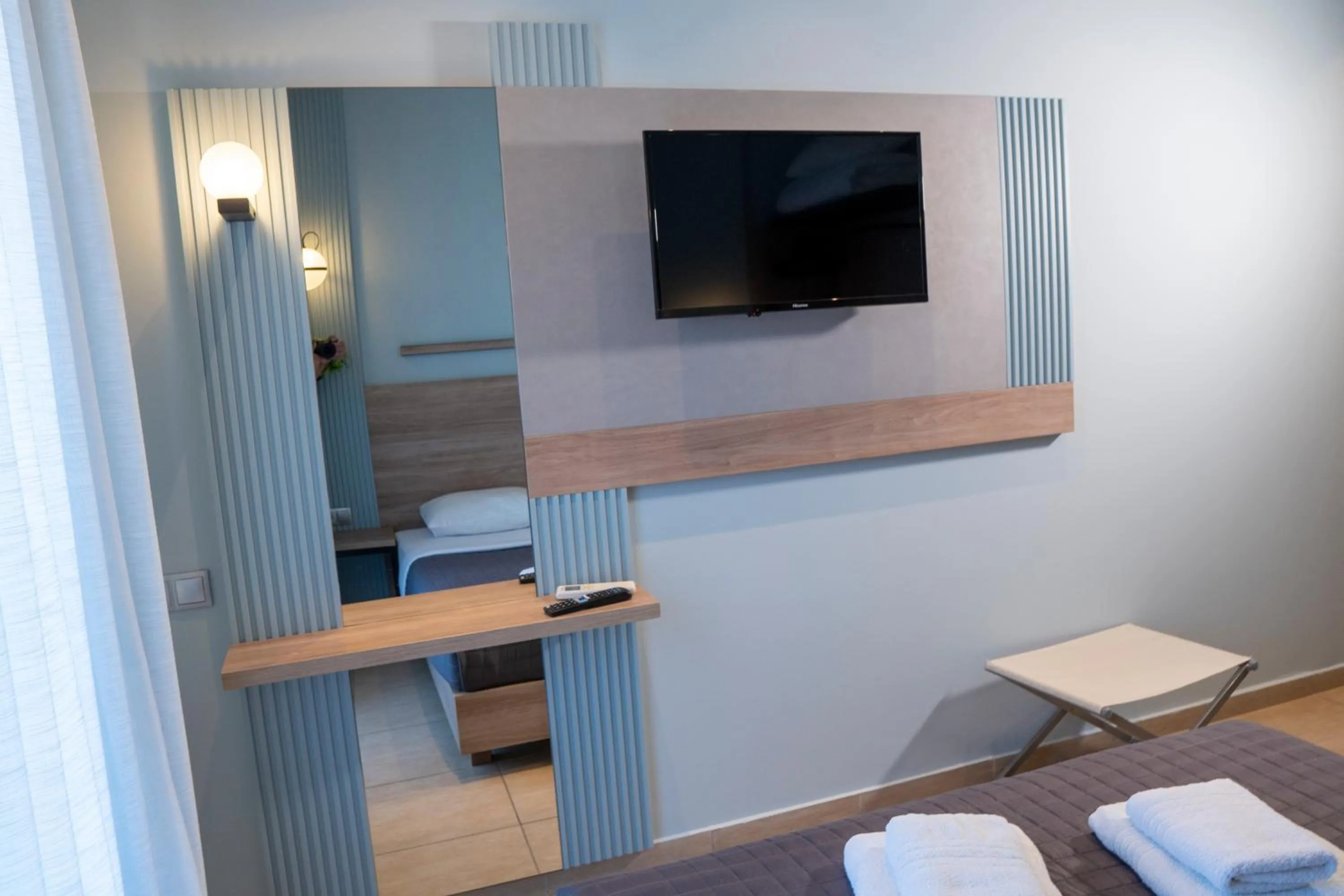 Bed in Hotel Epavlis Eleftheriadi