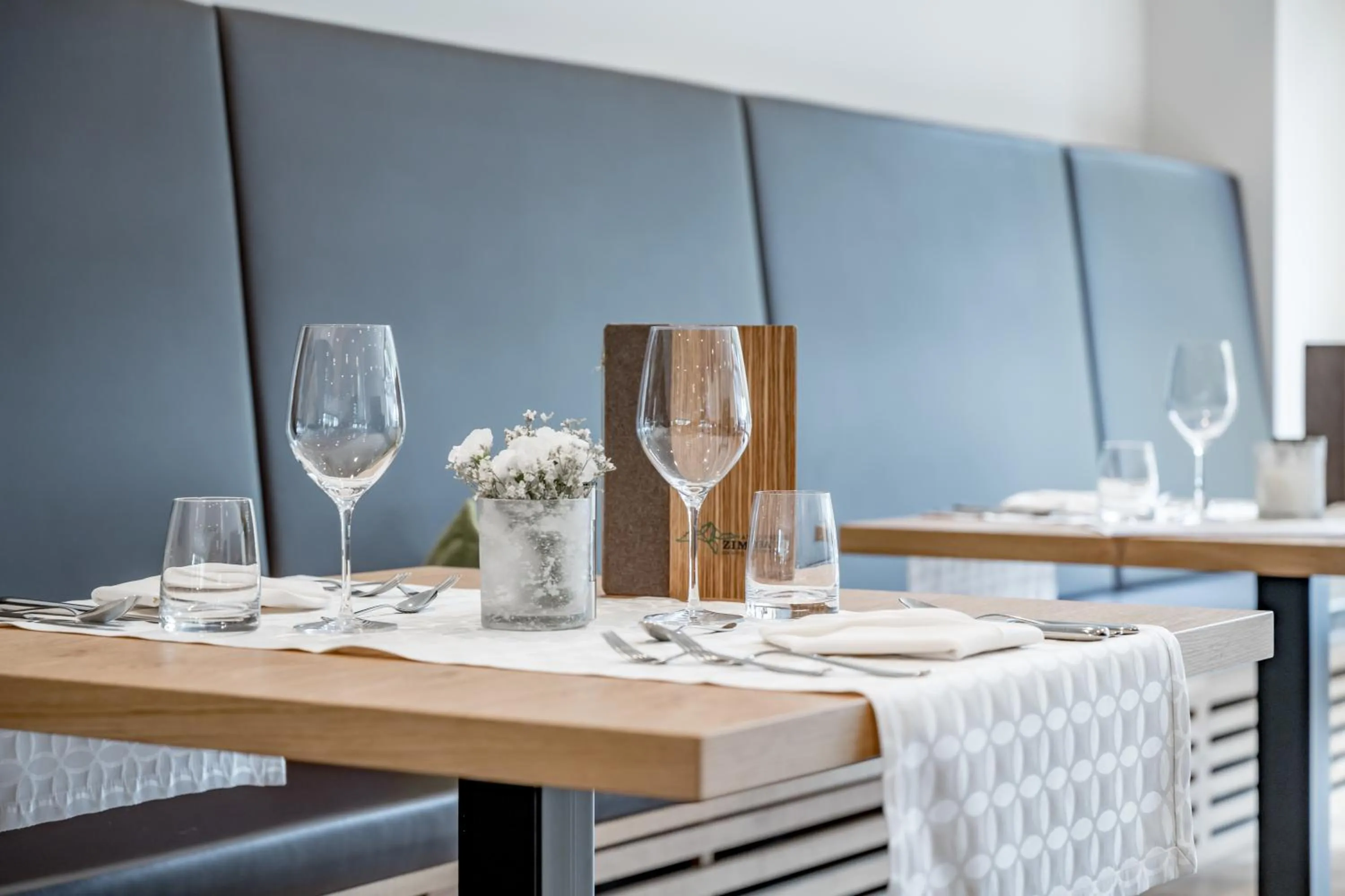 Restaurant/places to eat in Alpenhotel Zimba