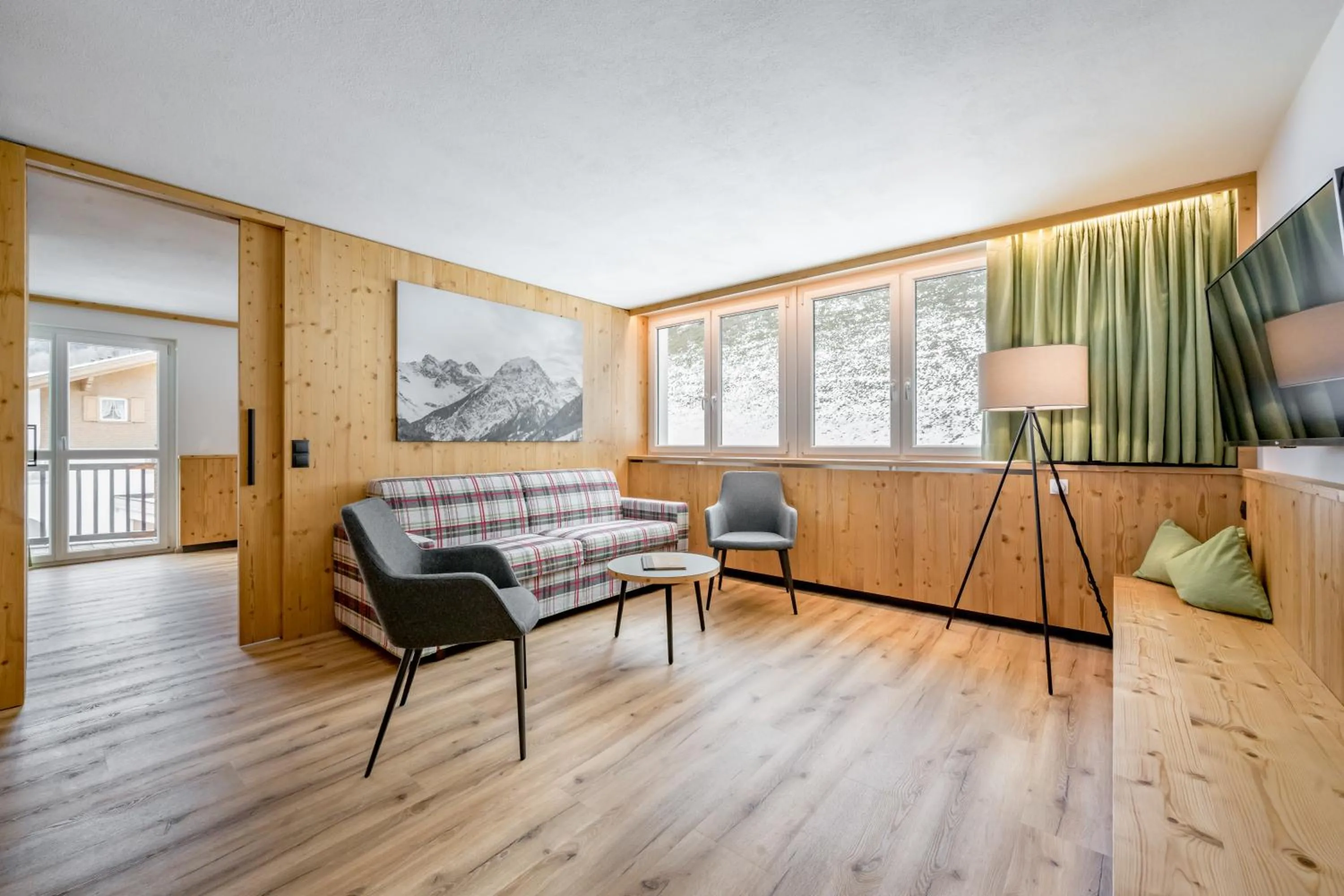 Photo of the whole room in Alpenhotel Zimba