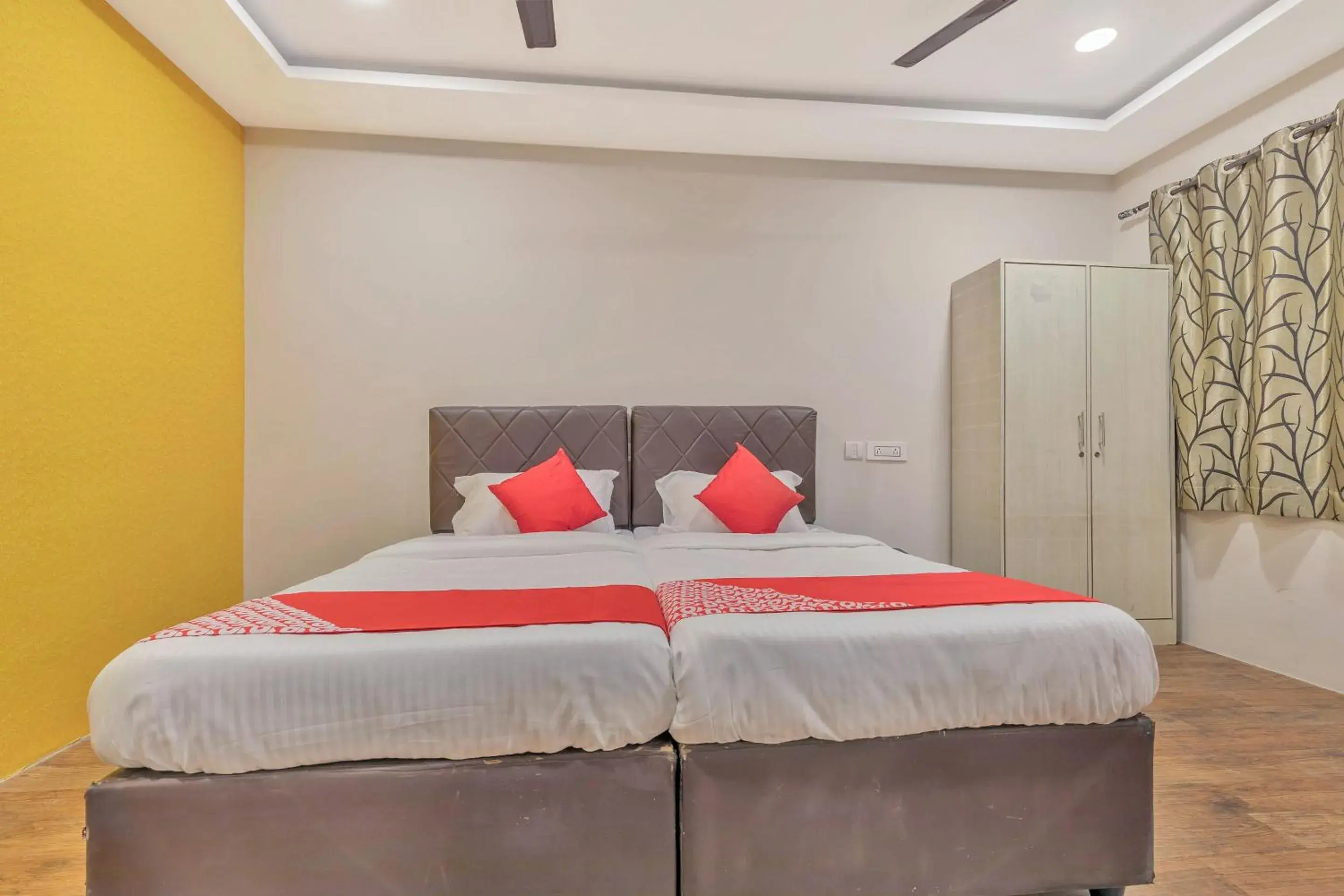 Bedroom, Bed in HOTEL O ANKITHA GRAND Bedroom, Bed in HOTEL O ANKITHA GRAND