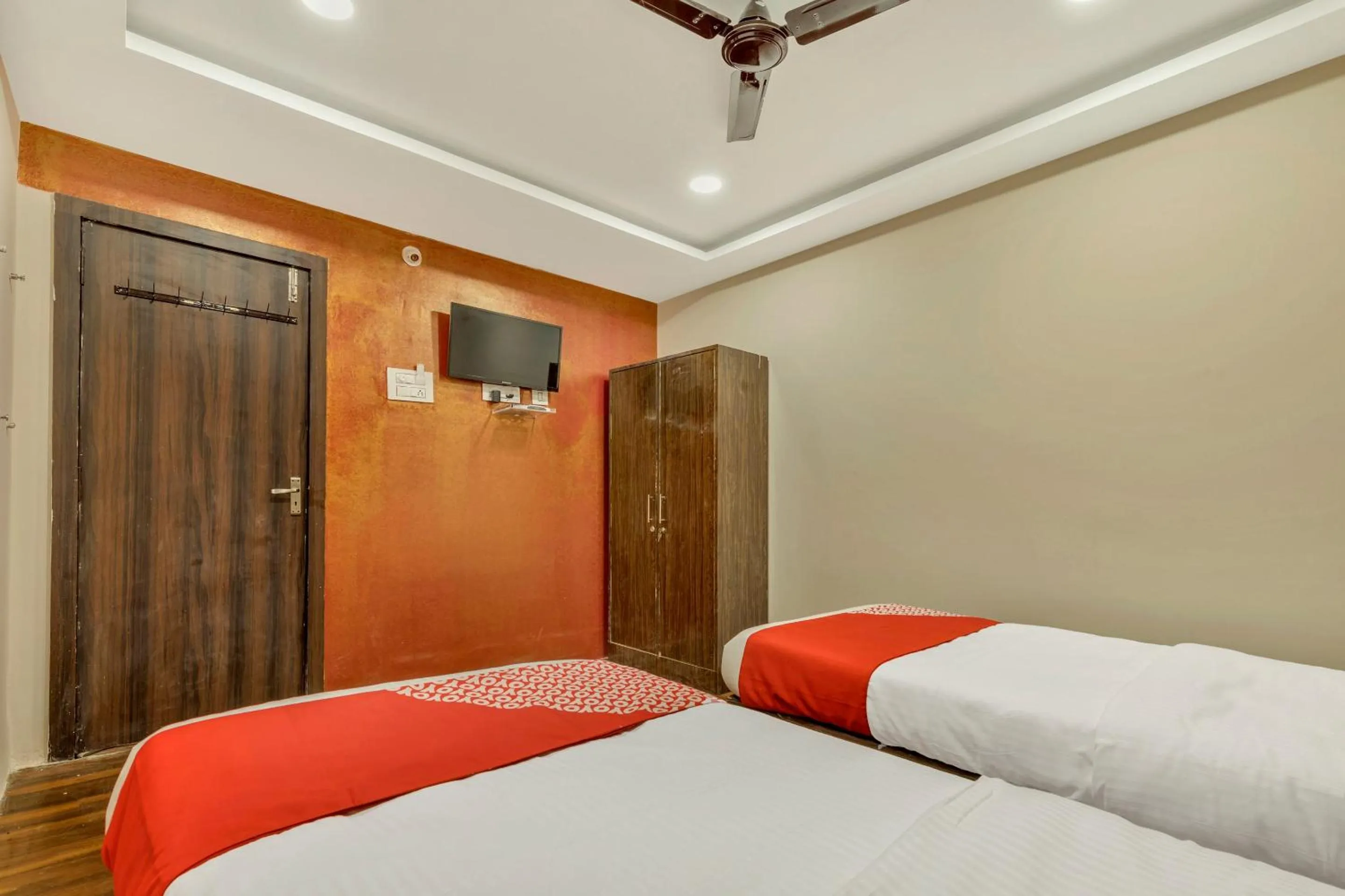 Bedroom, Bed in HOTEL O ANKITHA GRAND
