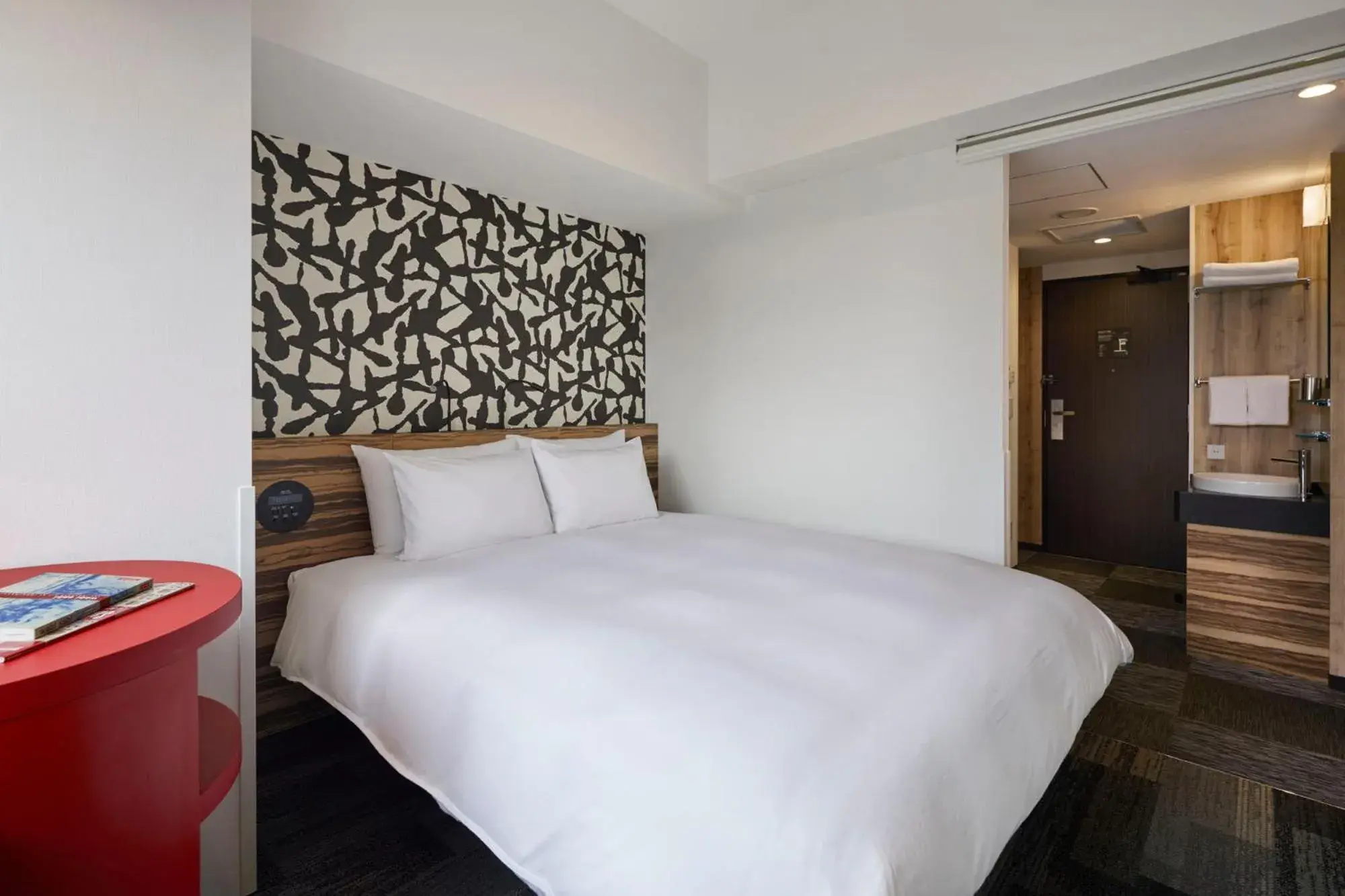 Bed in the b asakusa Bed in the b asakusa