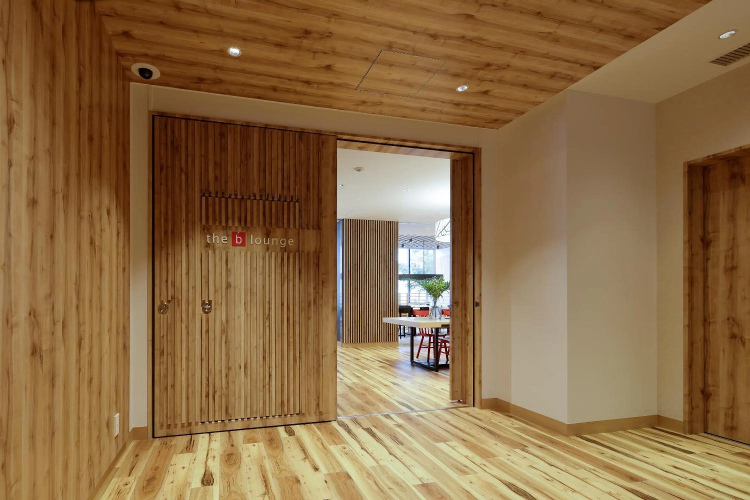 Breakfast in the b asakusa