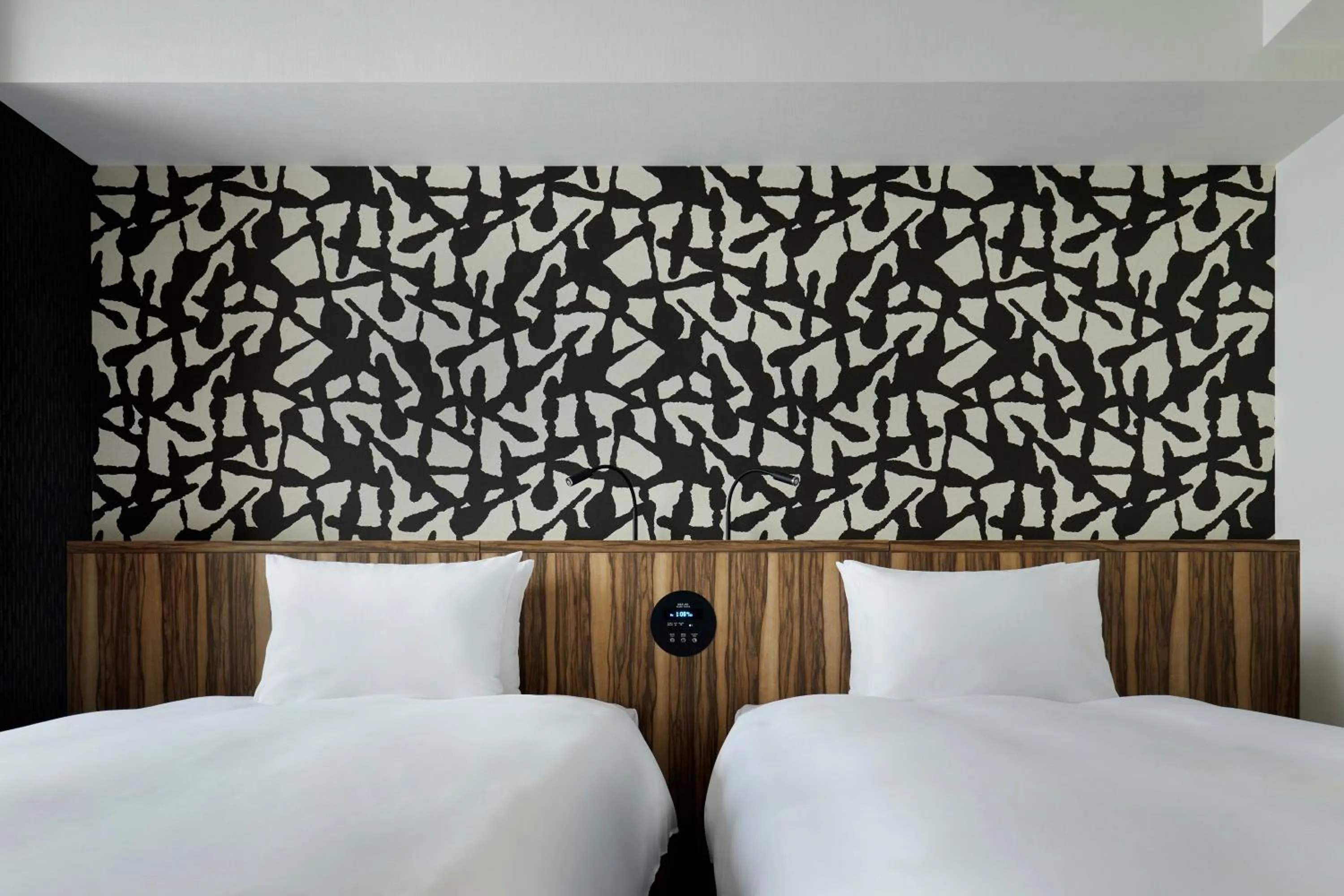 Bed in the b asakusa