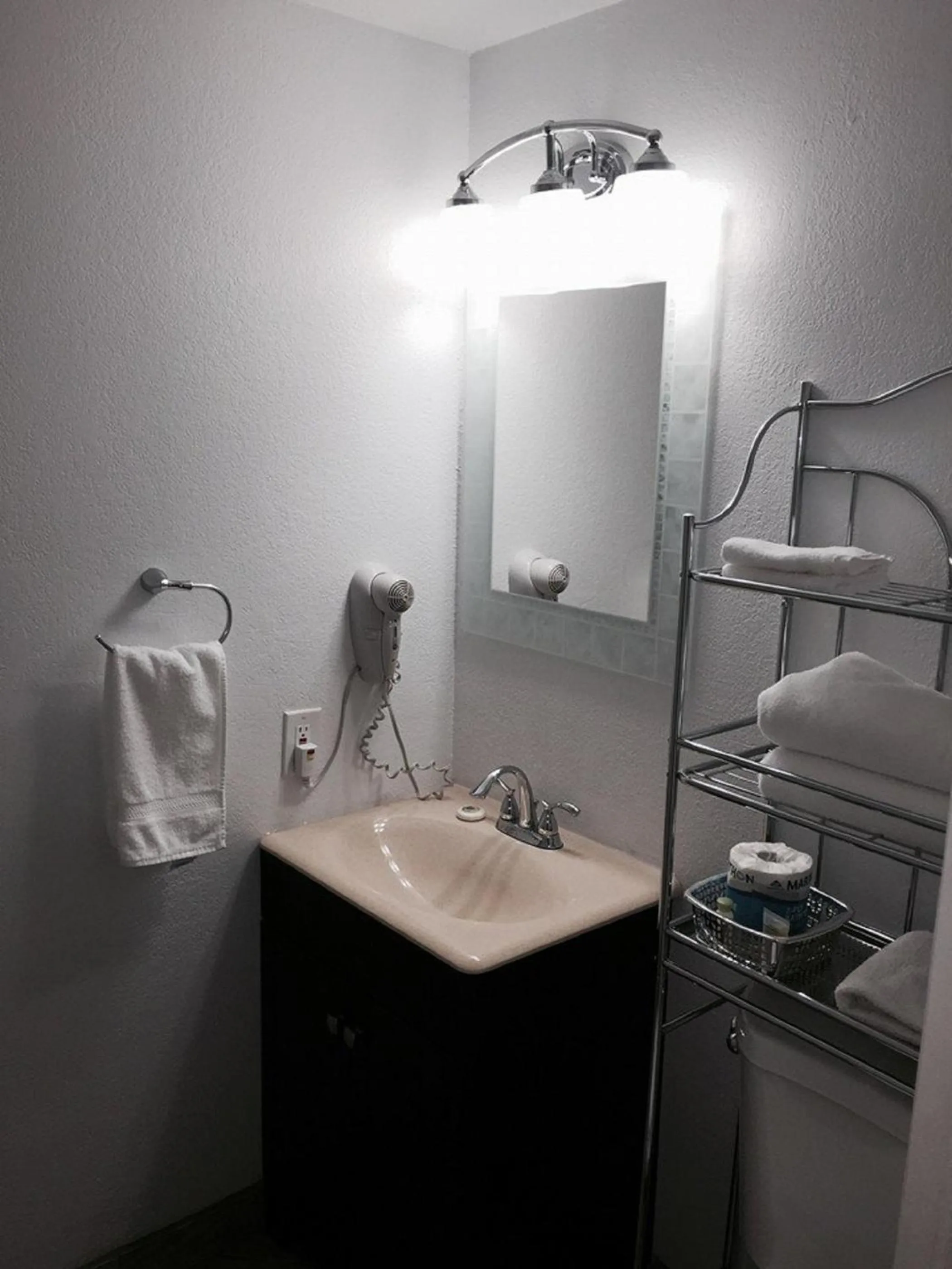 Bathroom in Motel West