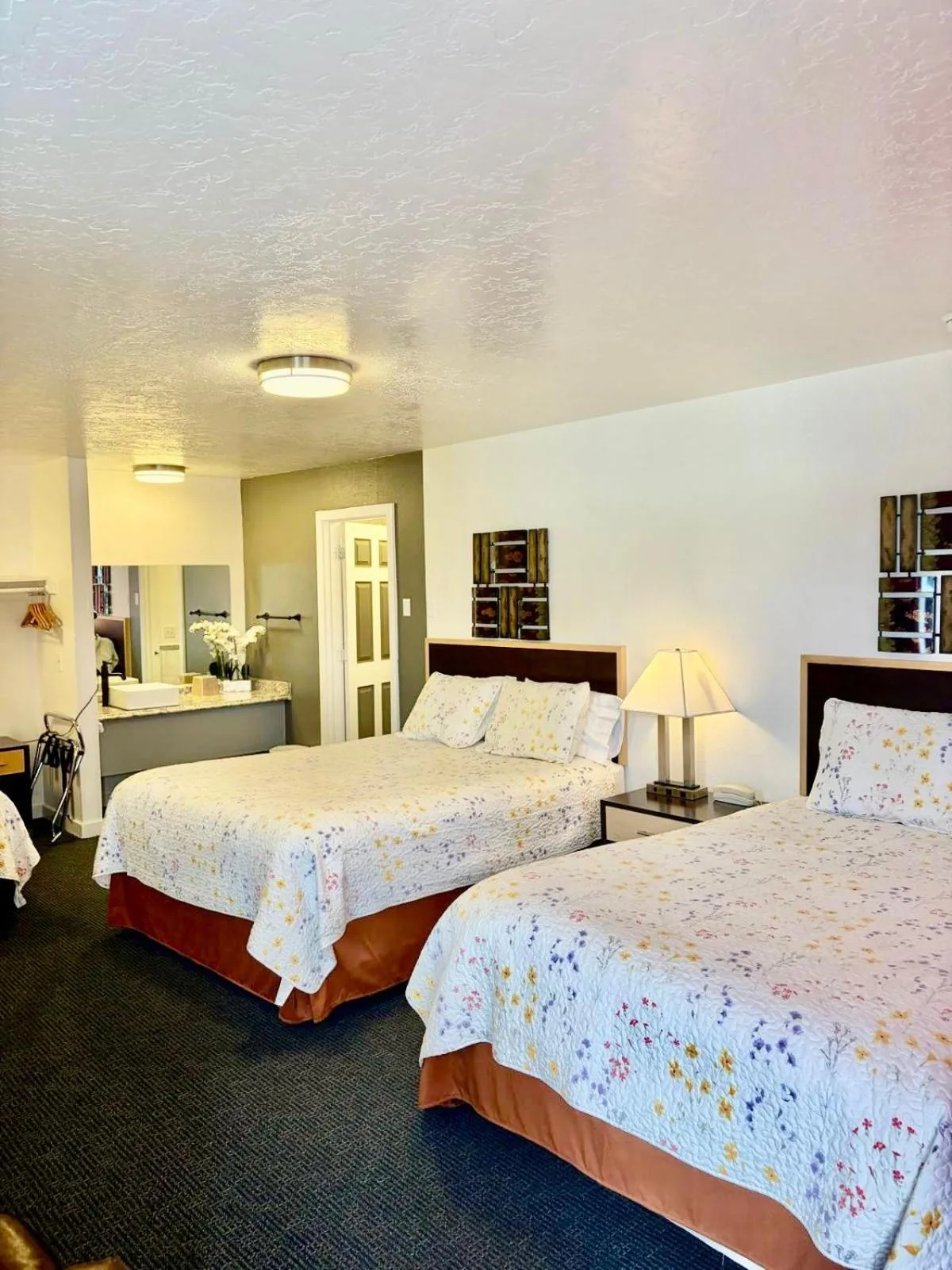 Bed in Motel West