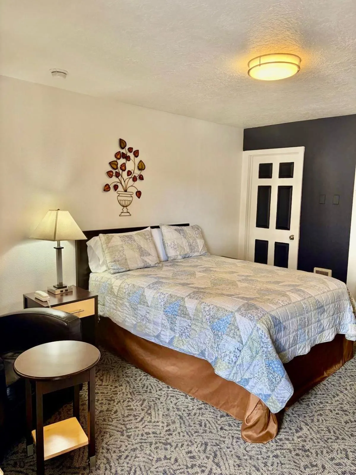Bed in Motel West