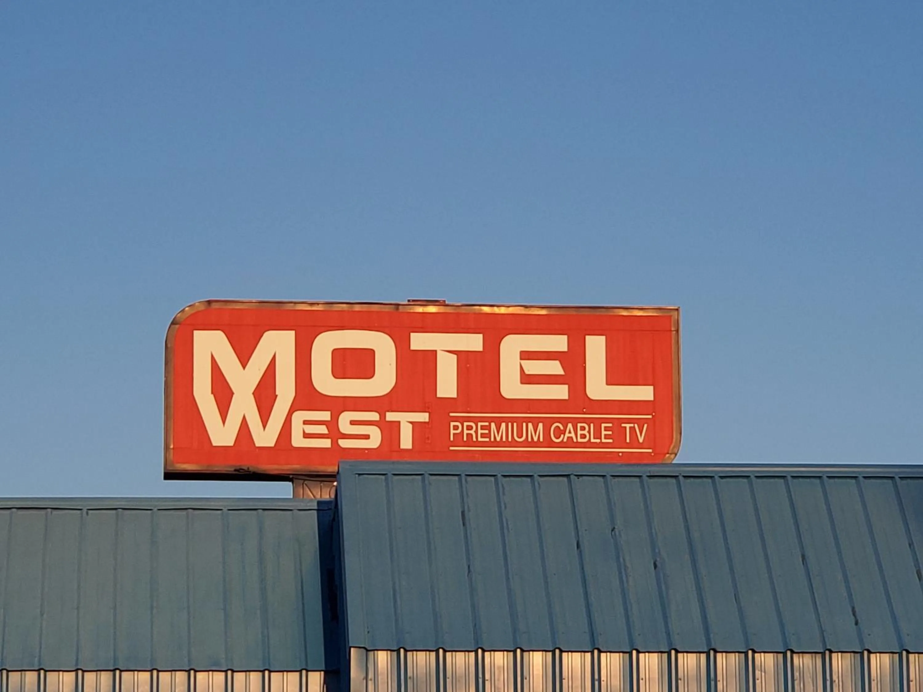 Motel West