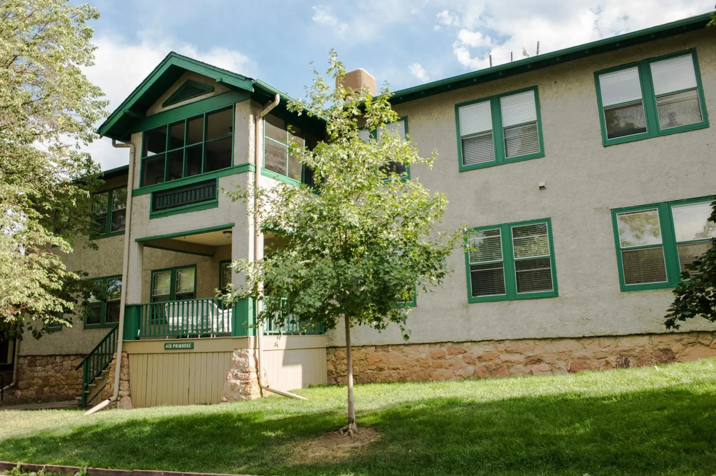 Property building in Colorado Chautauqua Cottages Property building in Colorado Chautauqua Cottages