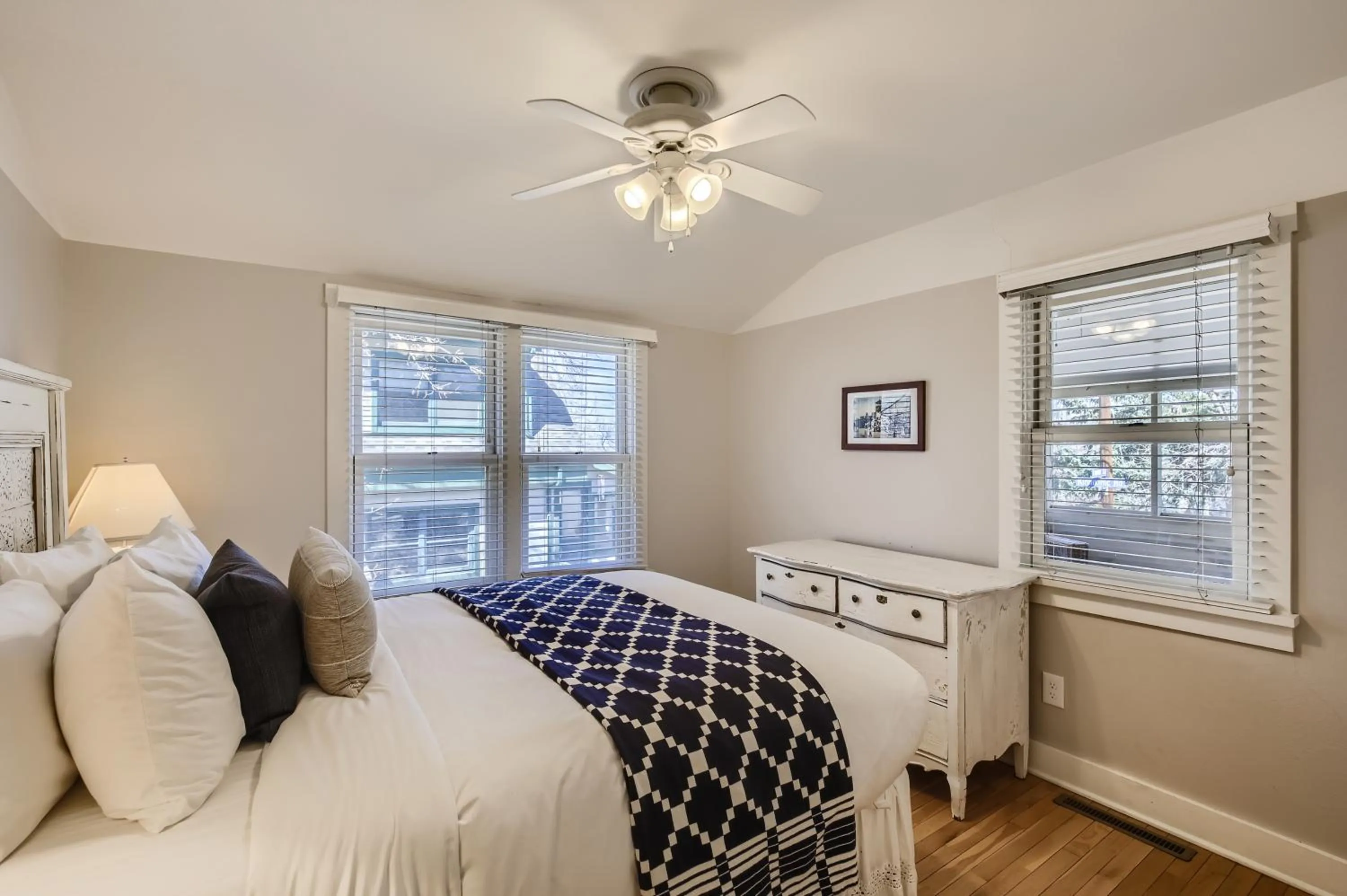 Bed in Colorado Chautauqua Cottages