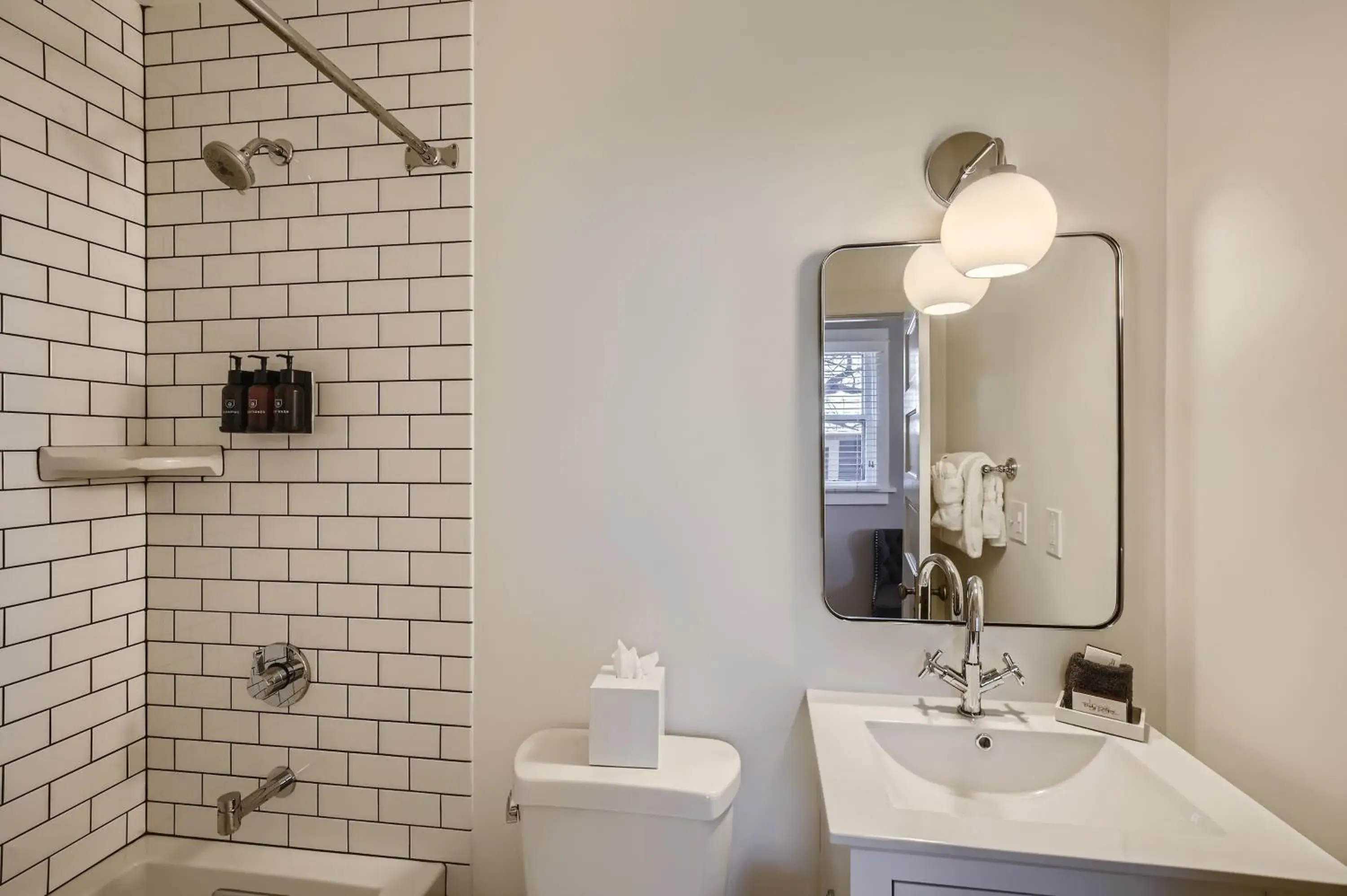 Queen Studio in Colorado Chautauqua Cottages Queen Studio in Colorado Chautauqua Cottages