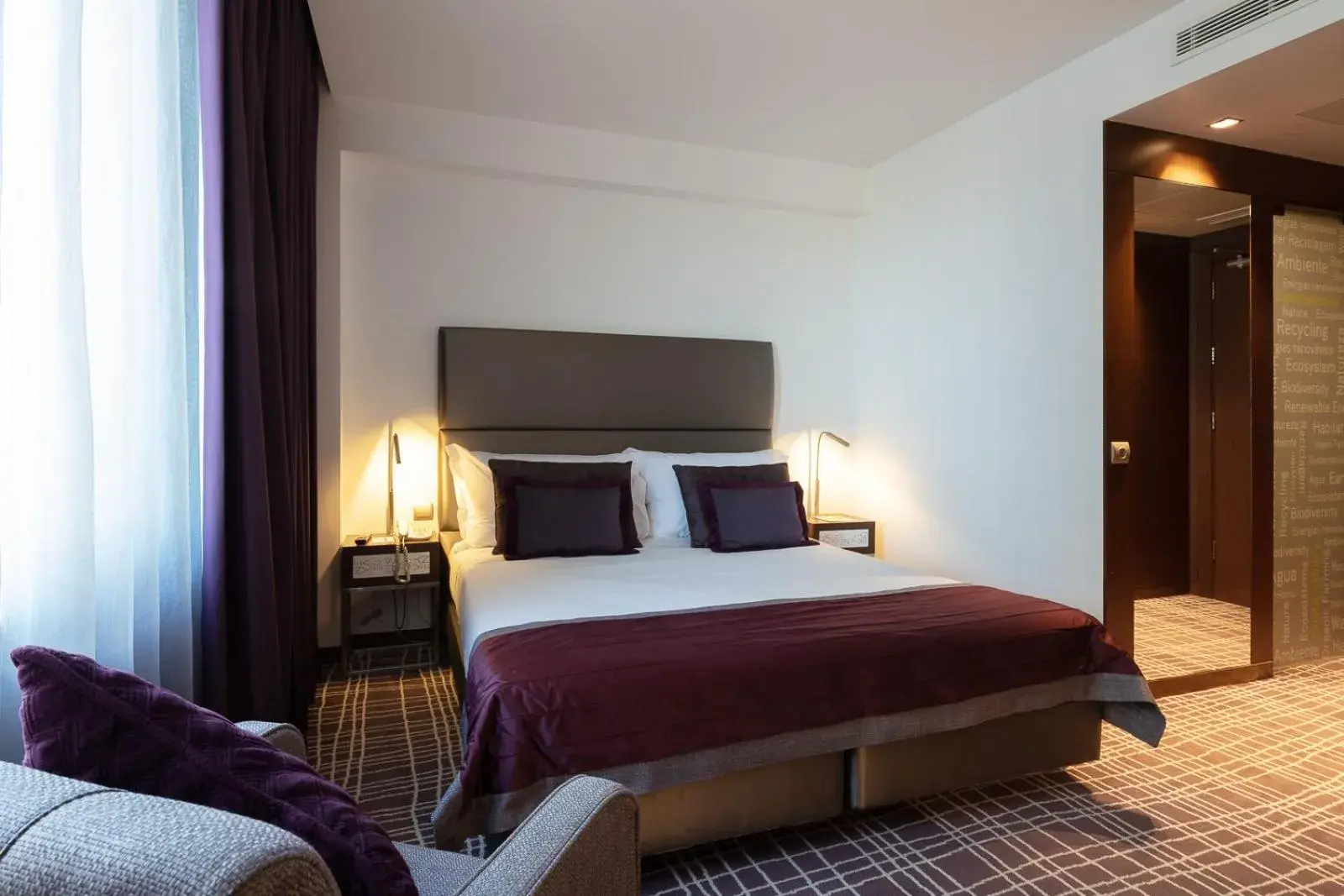 Standard Double Room with Extrabed in NEYA Lisboa Hotel Standard Double Room with Extrabed in NEYA Lisboa Hotel