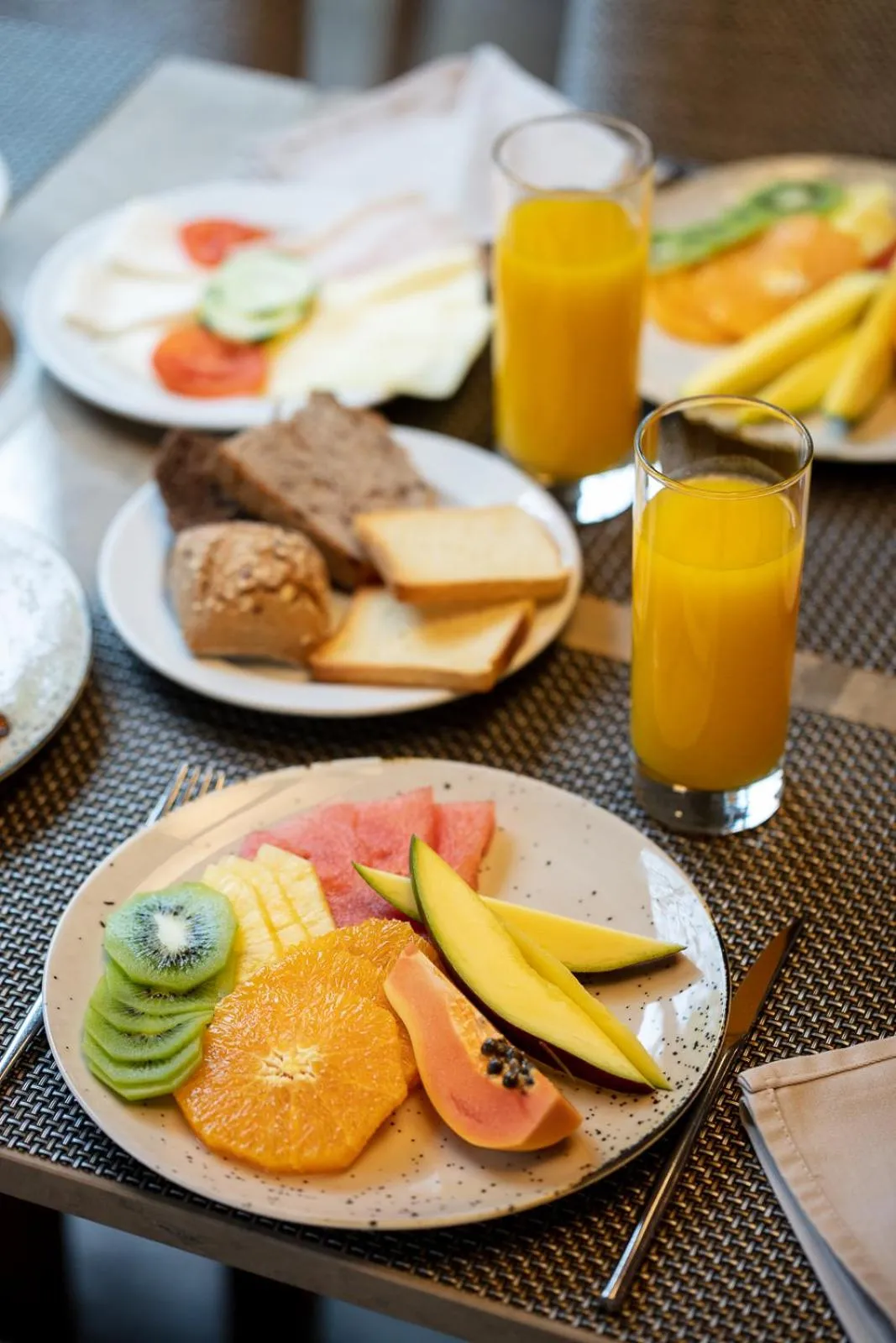 Food and drinks in NEYA Lisboa Hotel