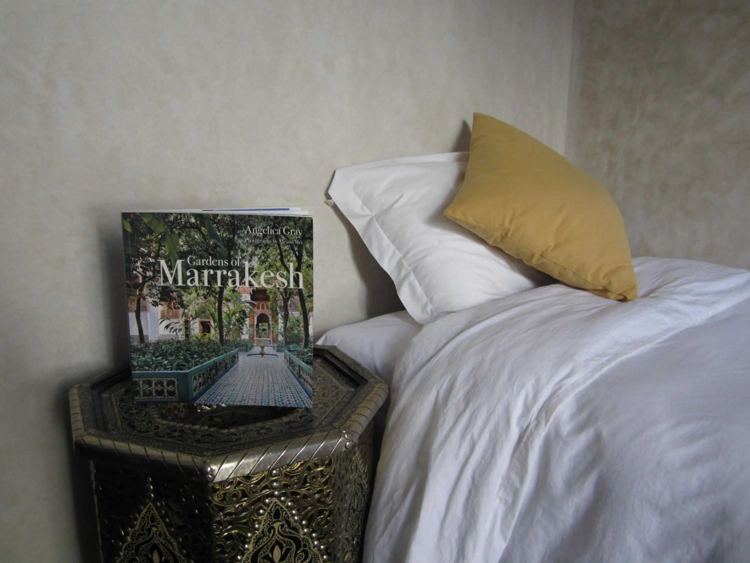 Bed in Riad La Porte de l'oasis