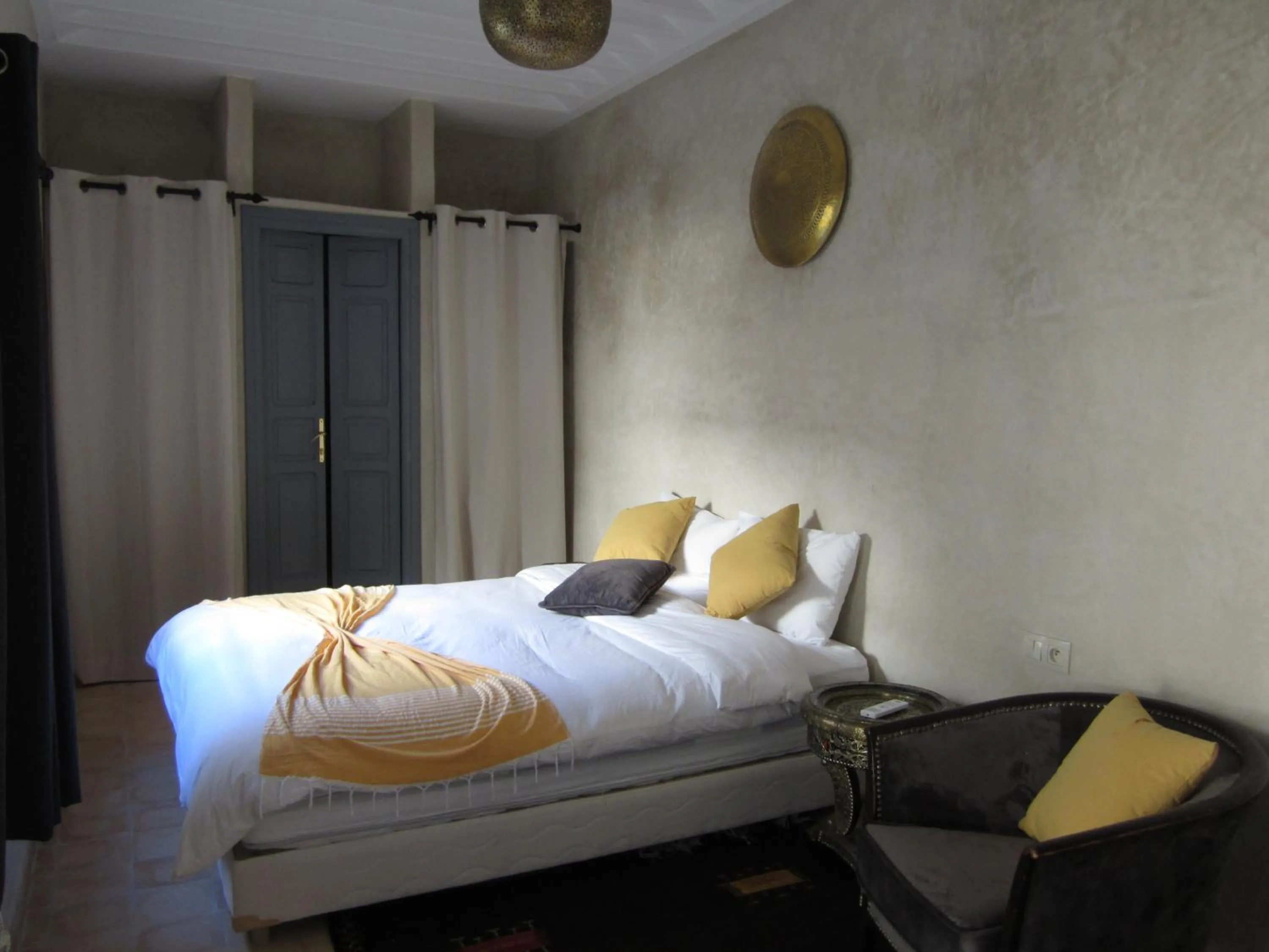 Bed in Riad La Porte de l'oasis