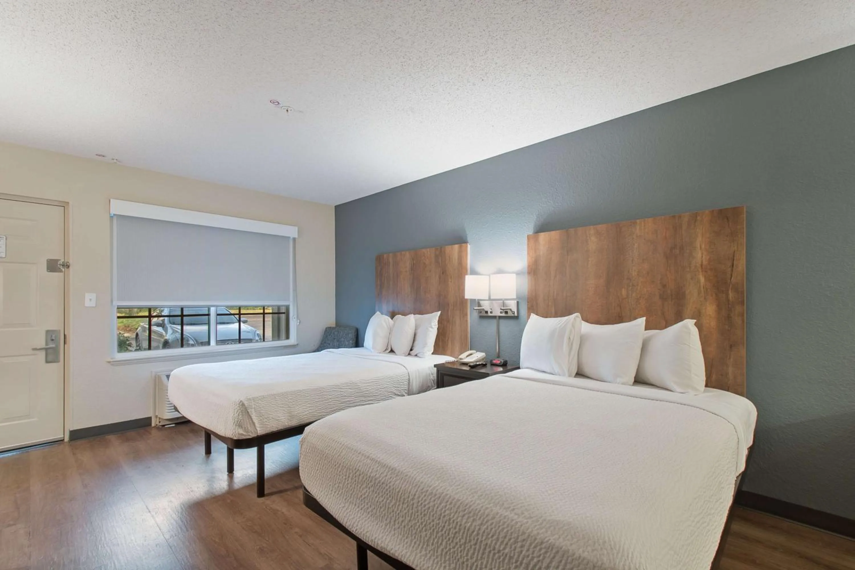 Bedroom, Bed in Extended Stay America Suites - Miami - Airport - Blue Lagoon