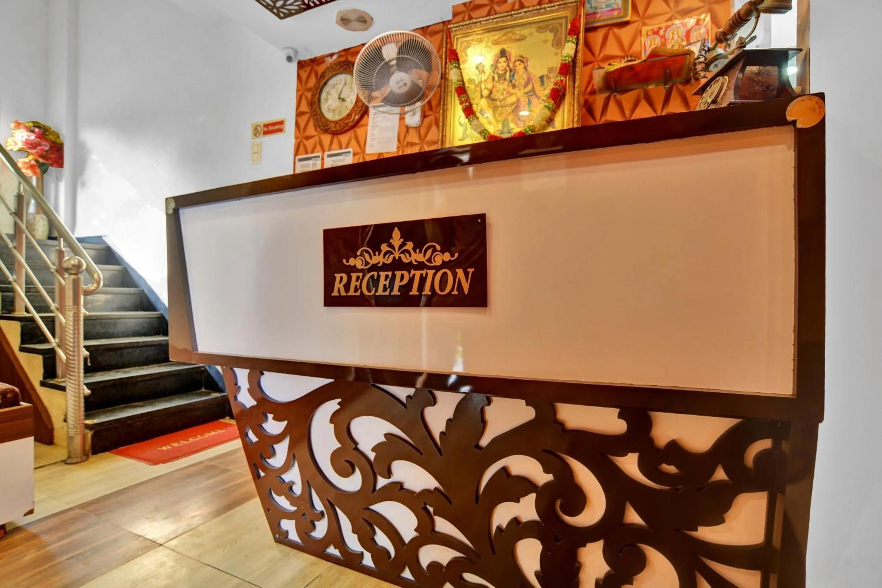 Lobby or reception in Collection O Jineshwari Hotel