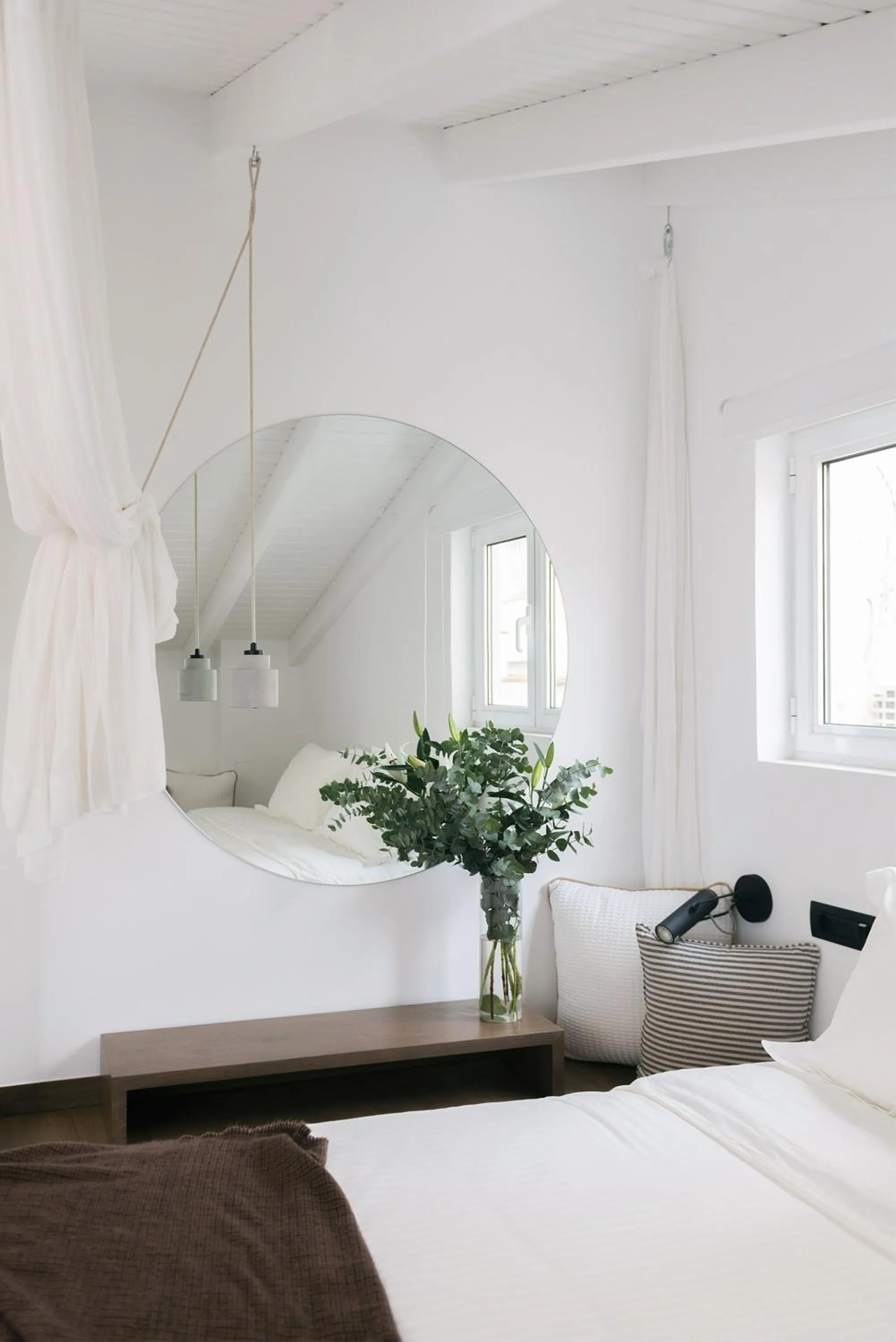 Decorative detail, Bed in Sir Athens