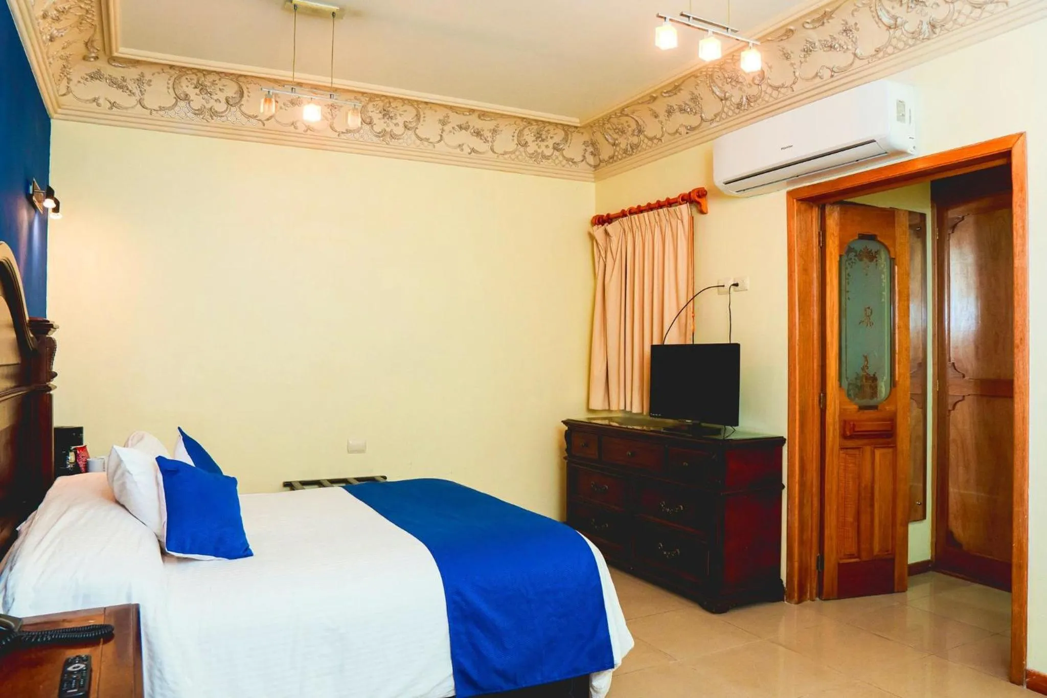 Bed in Hotel Puebla de Antaño