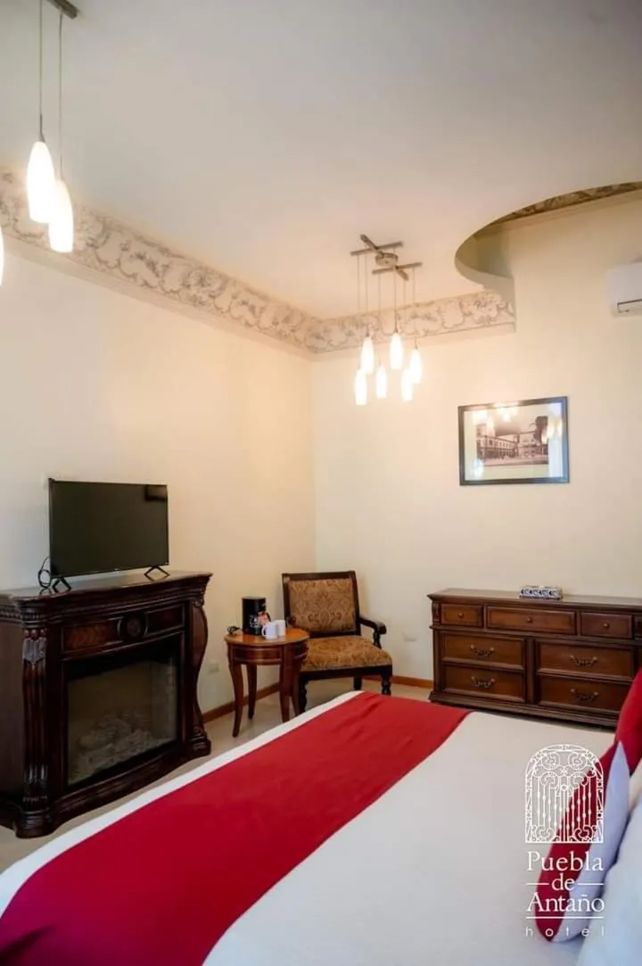 Bed in Hotel Puebla de Antaño