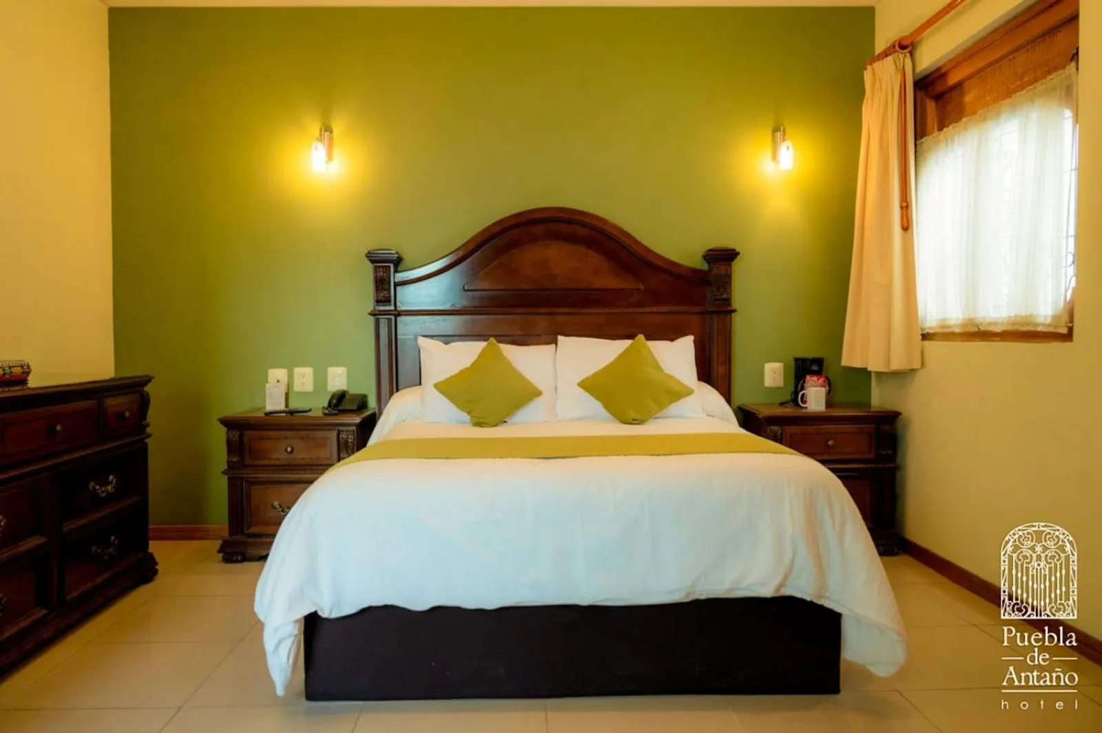 Bed in Hotel Puebla de Antaño