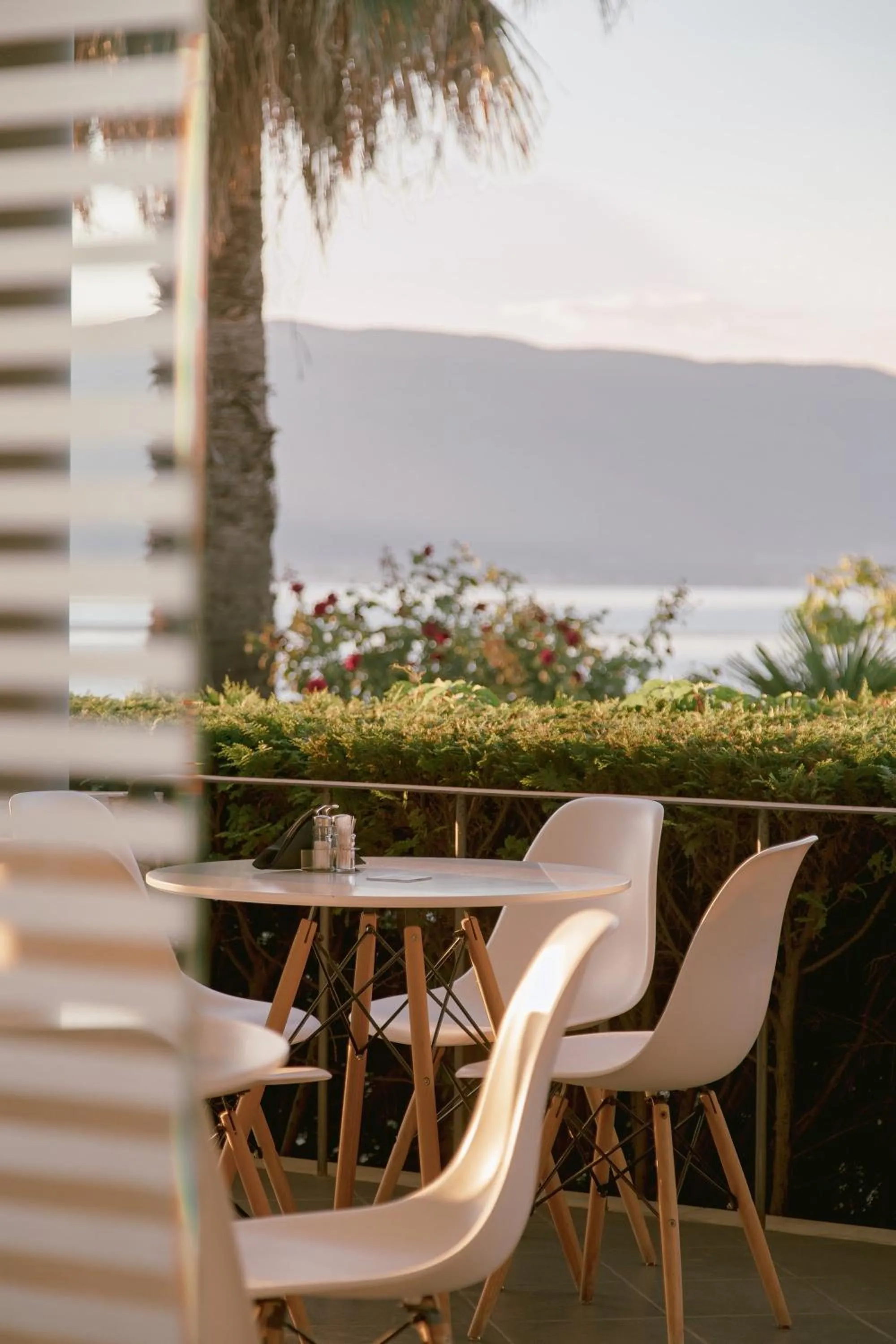 Restaurant/places to eat in Calma Beach Hotel