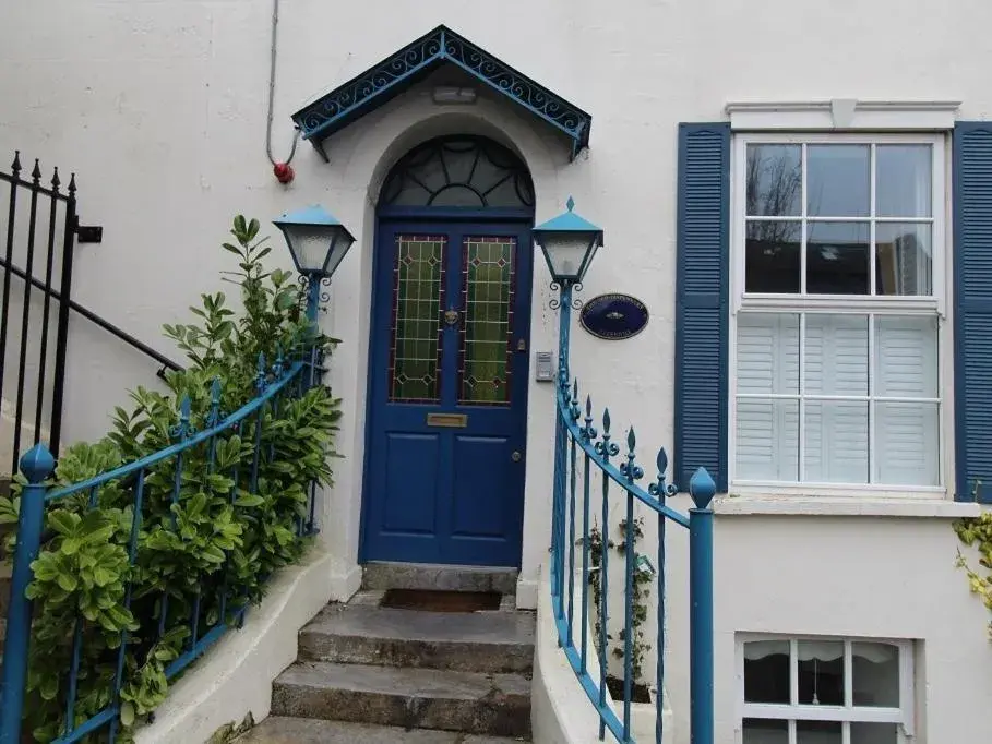 Property building in The Old Dispensary Property building in The Old Dispensary