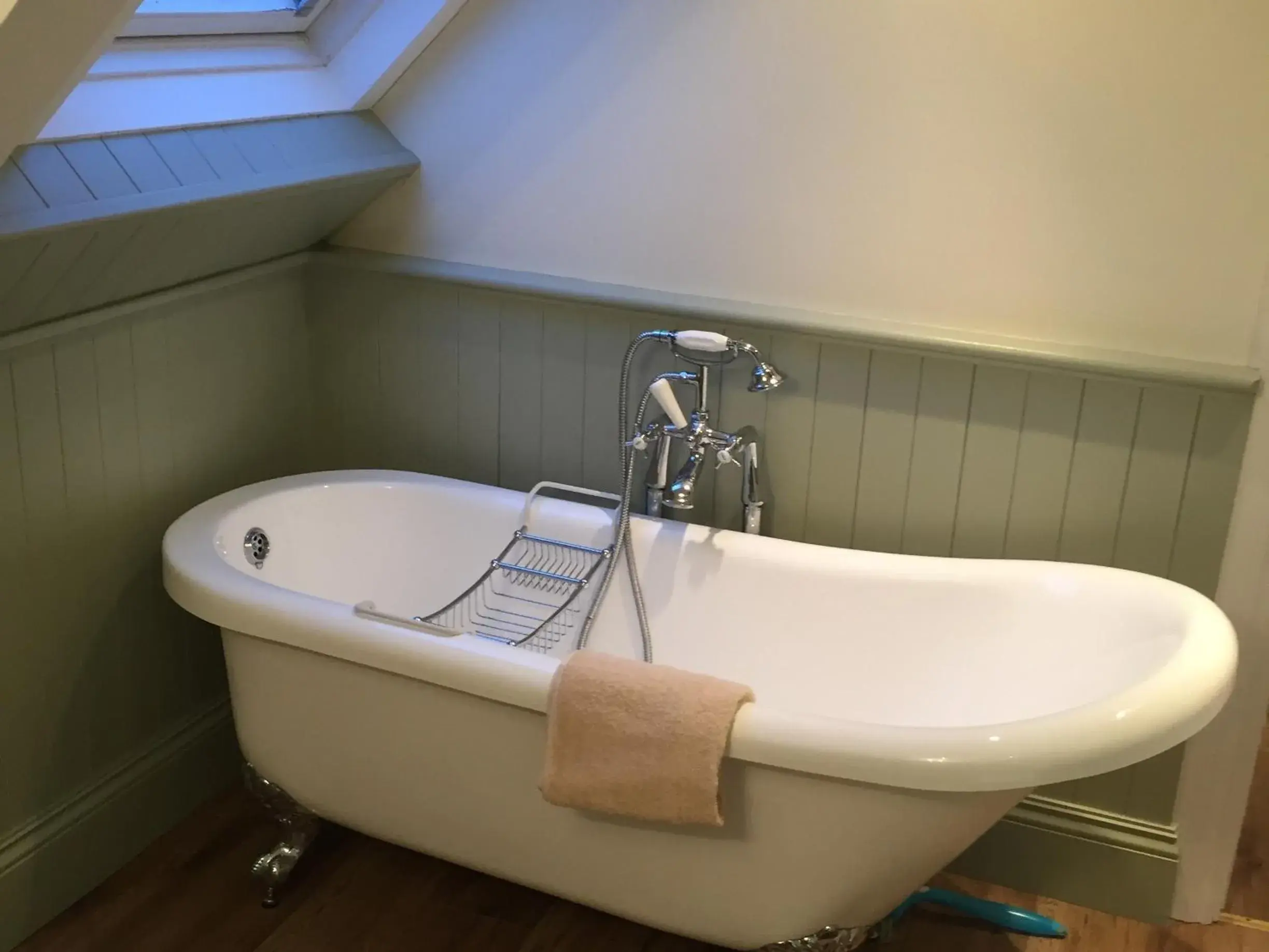 Deluxe Double Room with Bath in The Old Dispensary Deluxe Double Room with Bath in The Old Dispensary