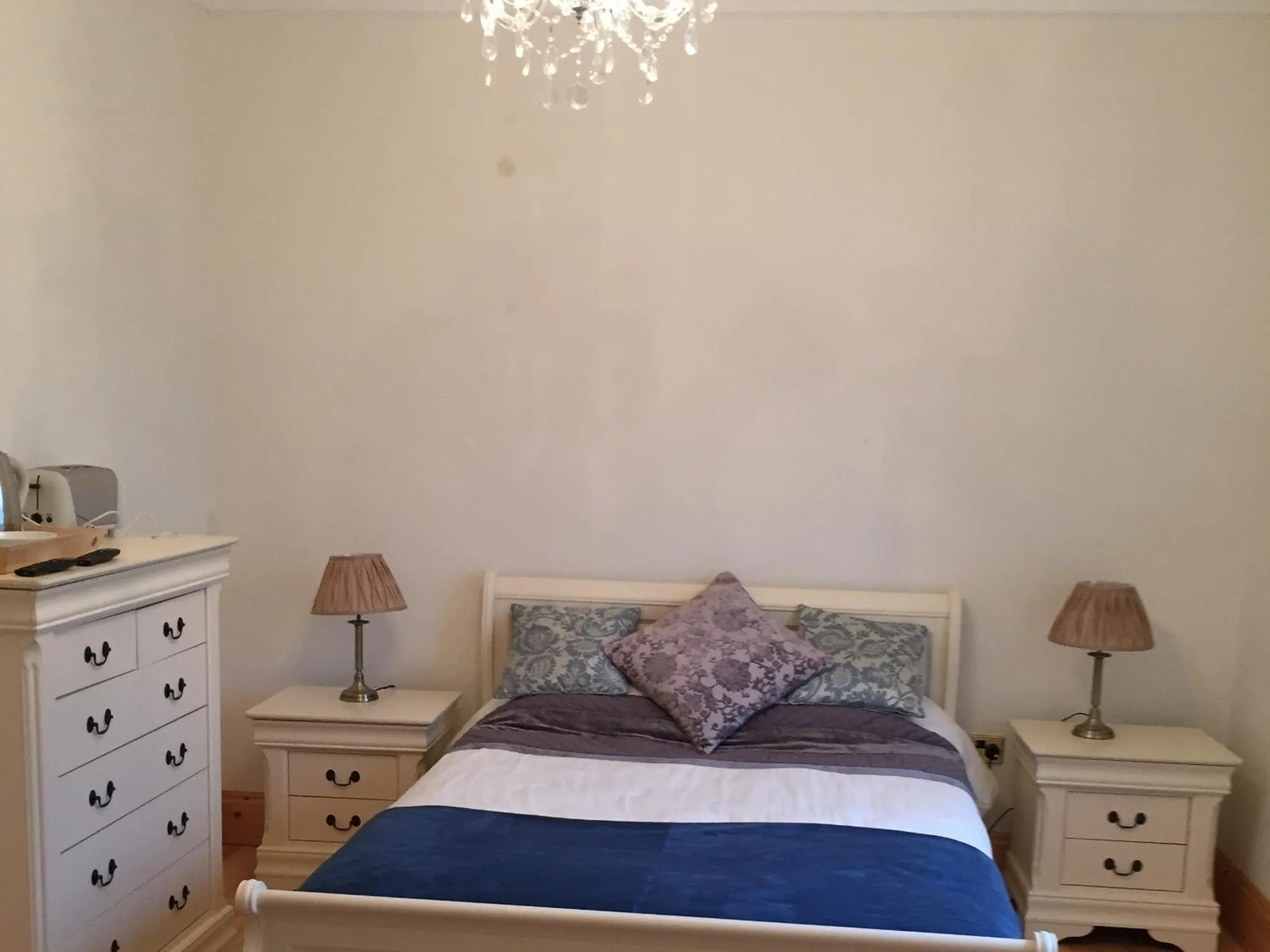 Other, Bed in The Old Dispensary