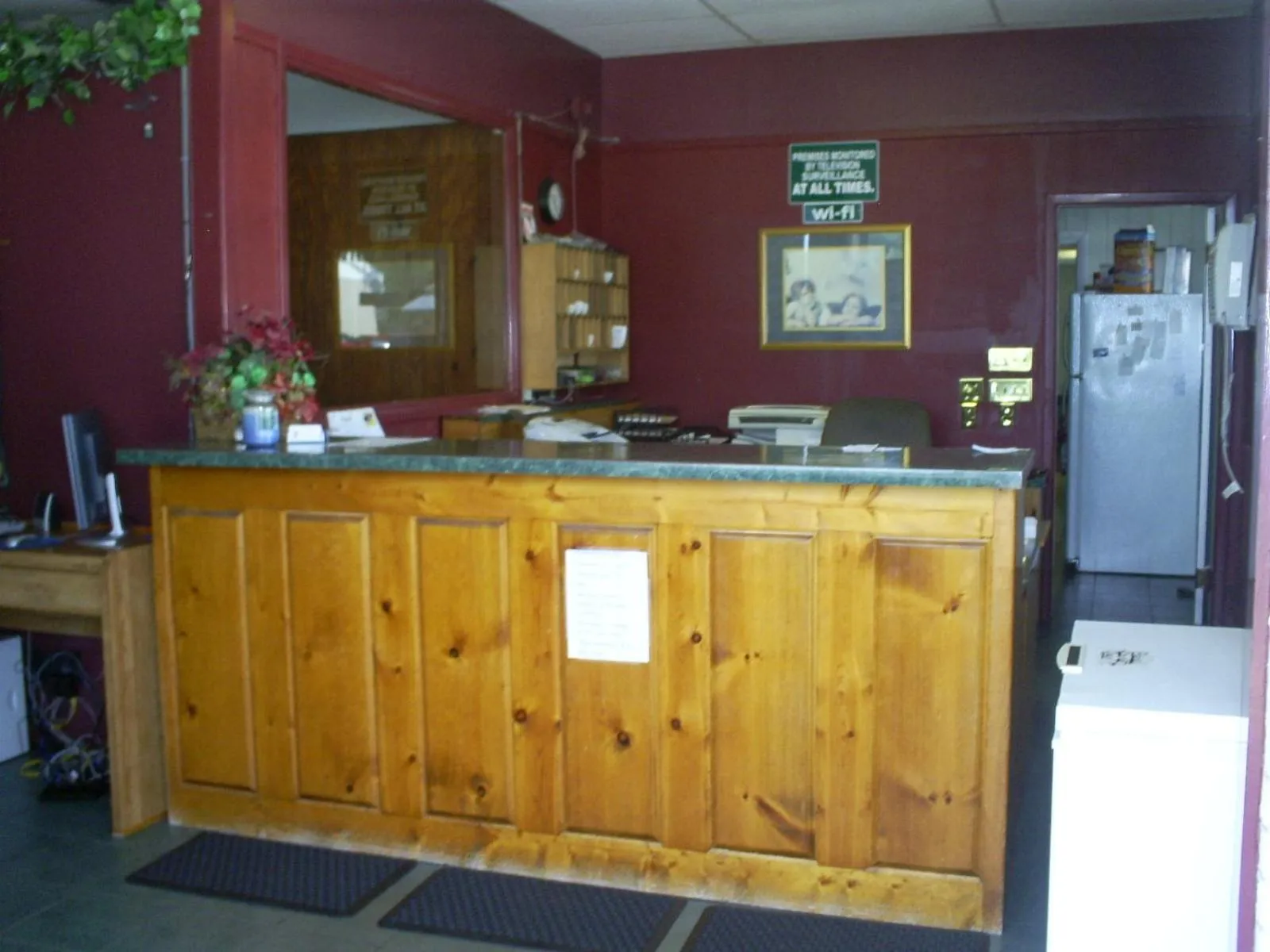 Lobby or reception in Crestview Inn