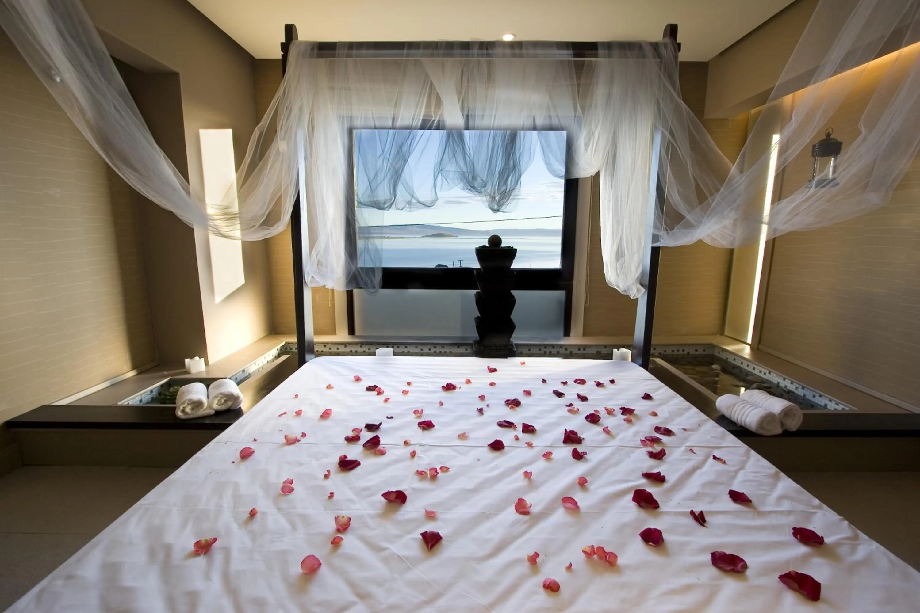 Bed in Imago Hotel & Spa