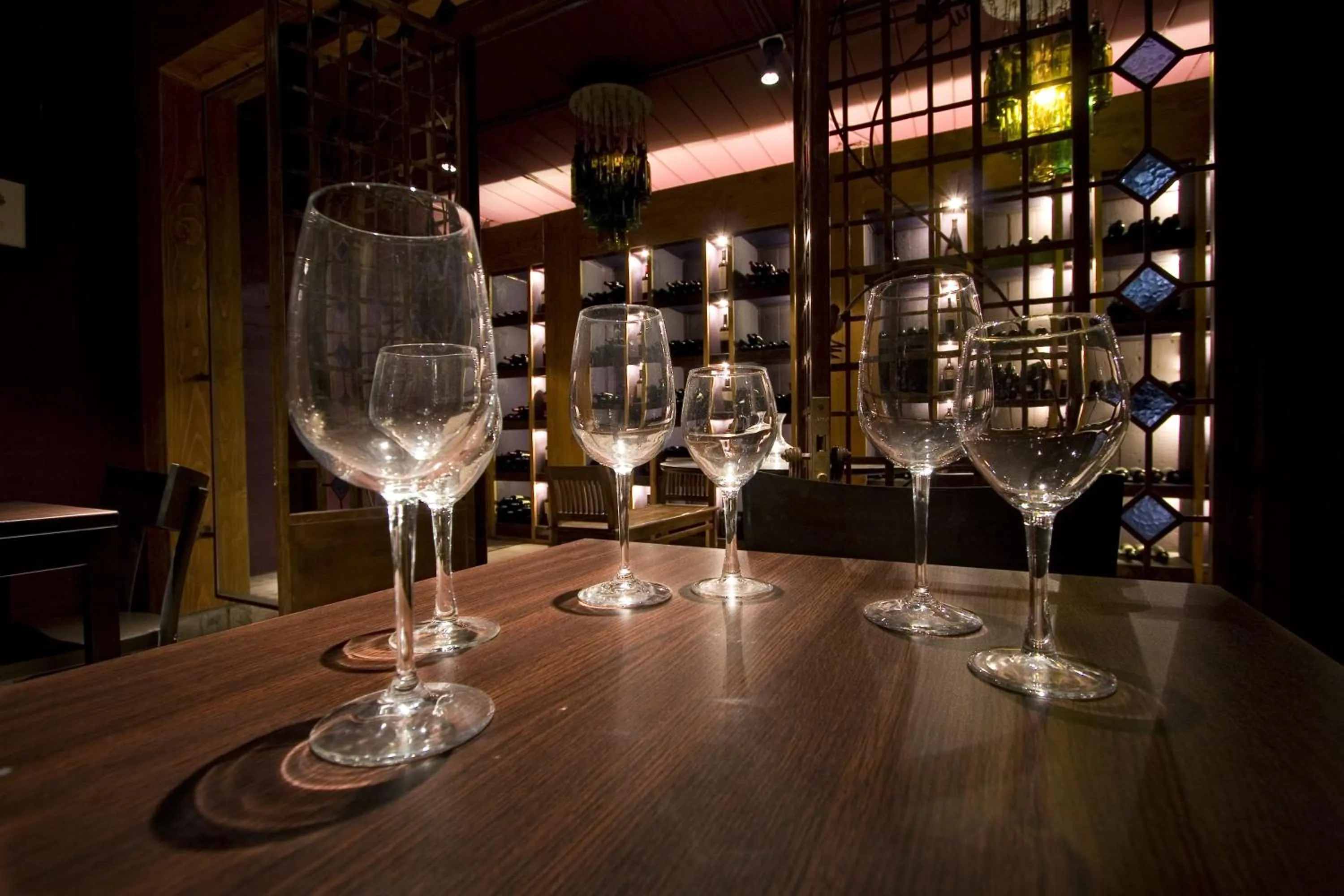 Restaurant/places to eat in Imago Hotel & Spa